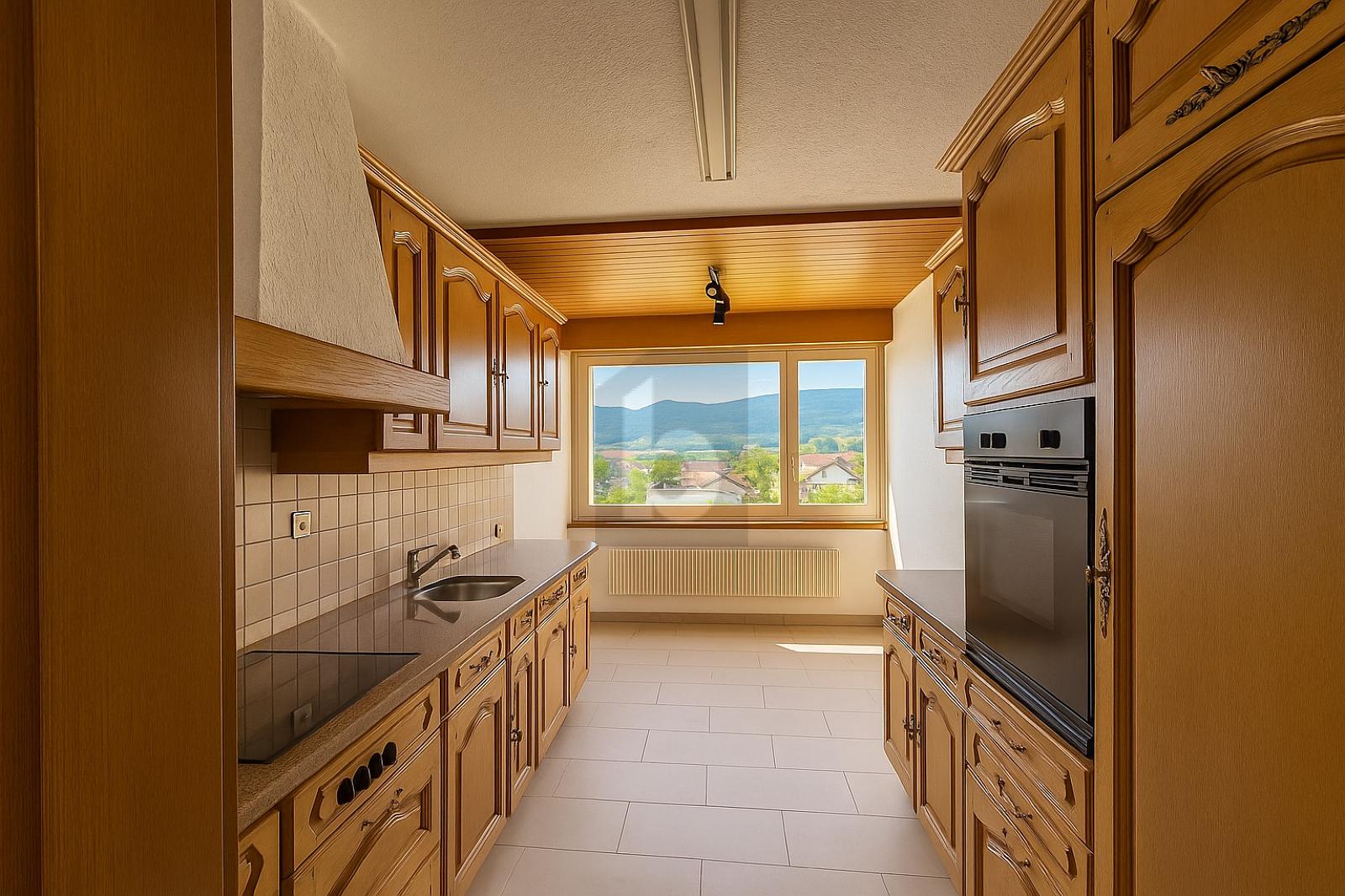 SPACIEUX ET VUE IMPRENABLE - 2