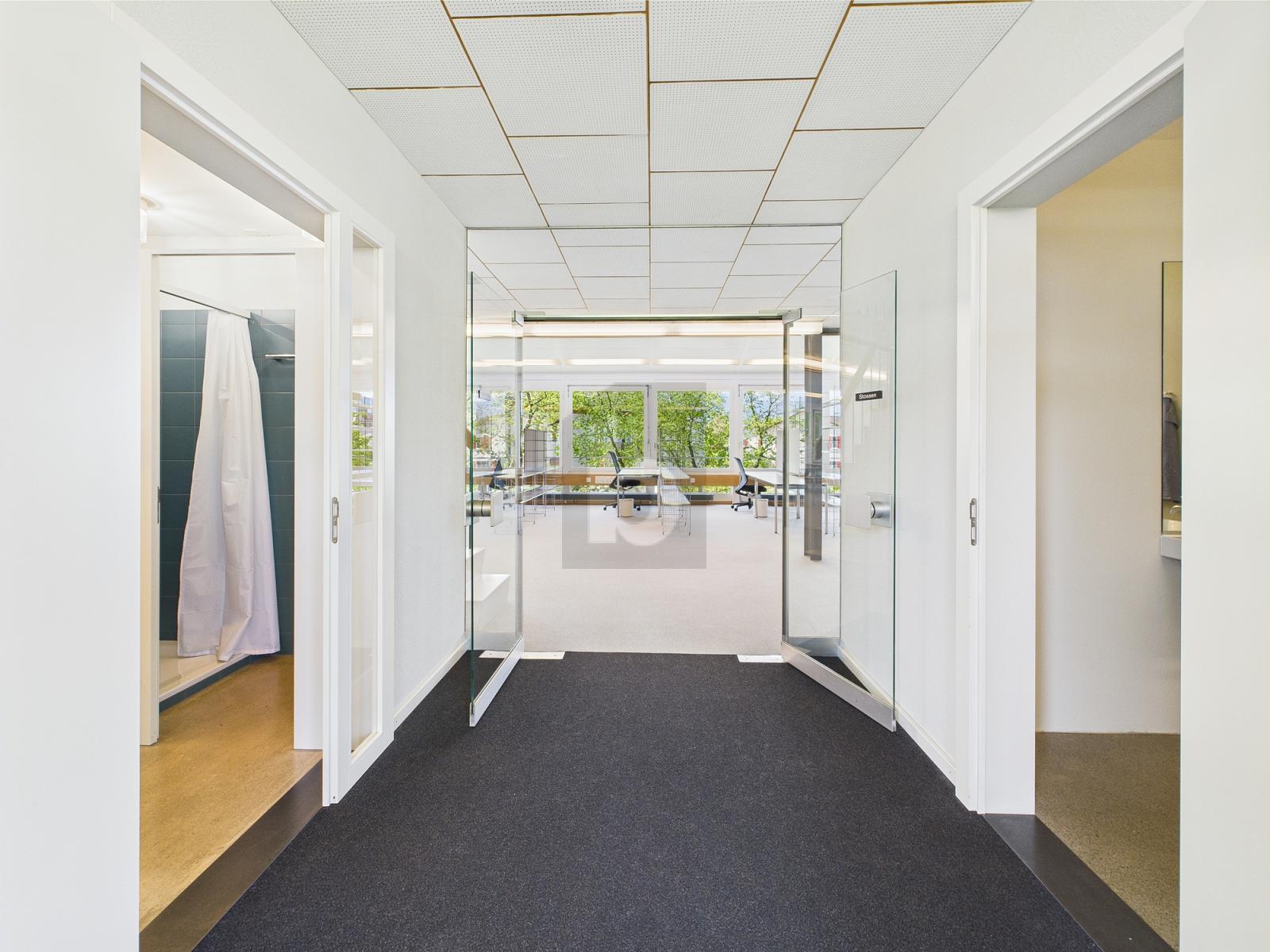 OFFEN, HELL, ZENTRAL - 0