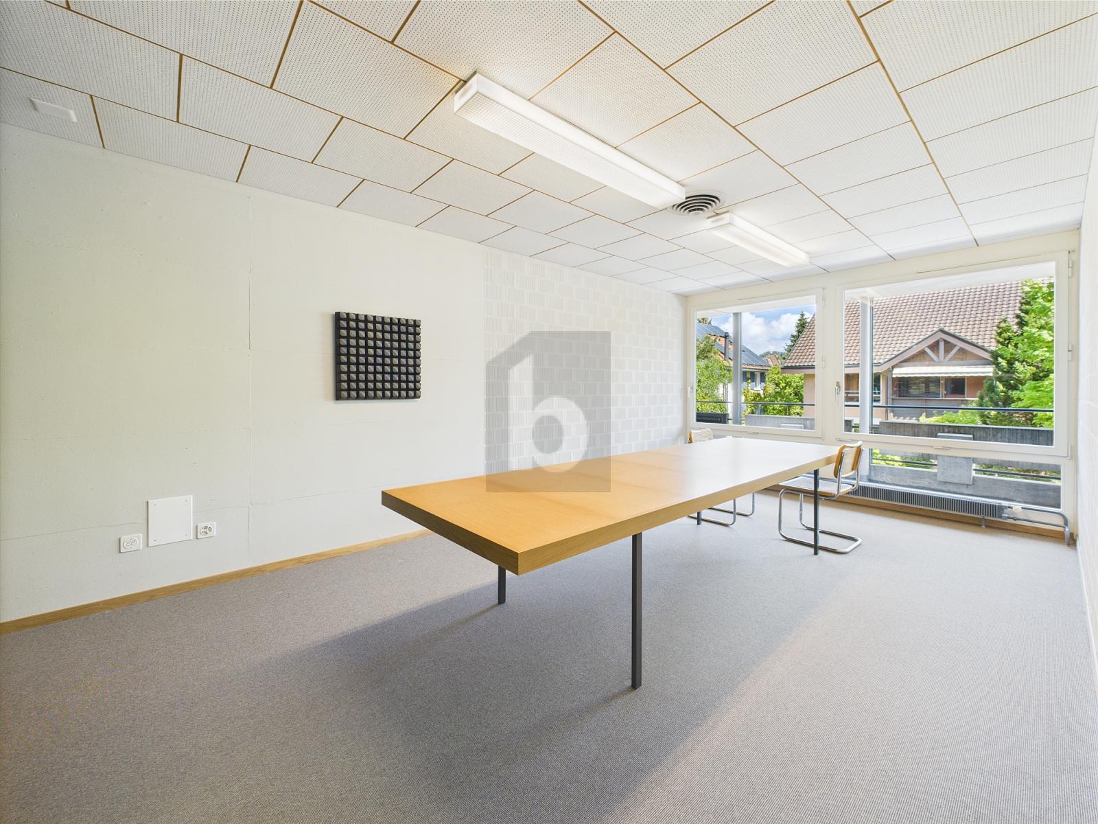 OFFEN, HELL, ZENTRAL - 2