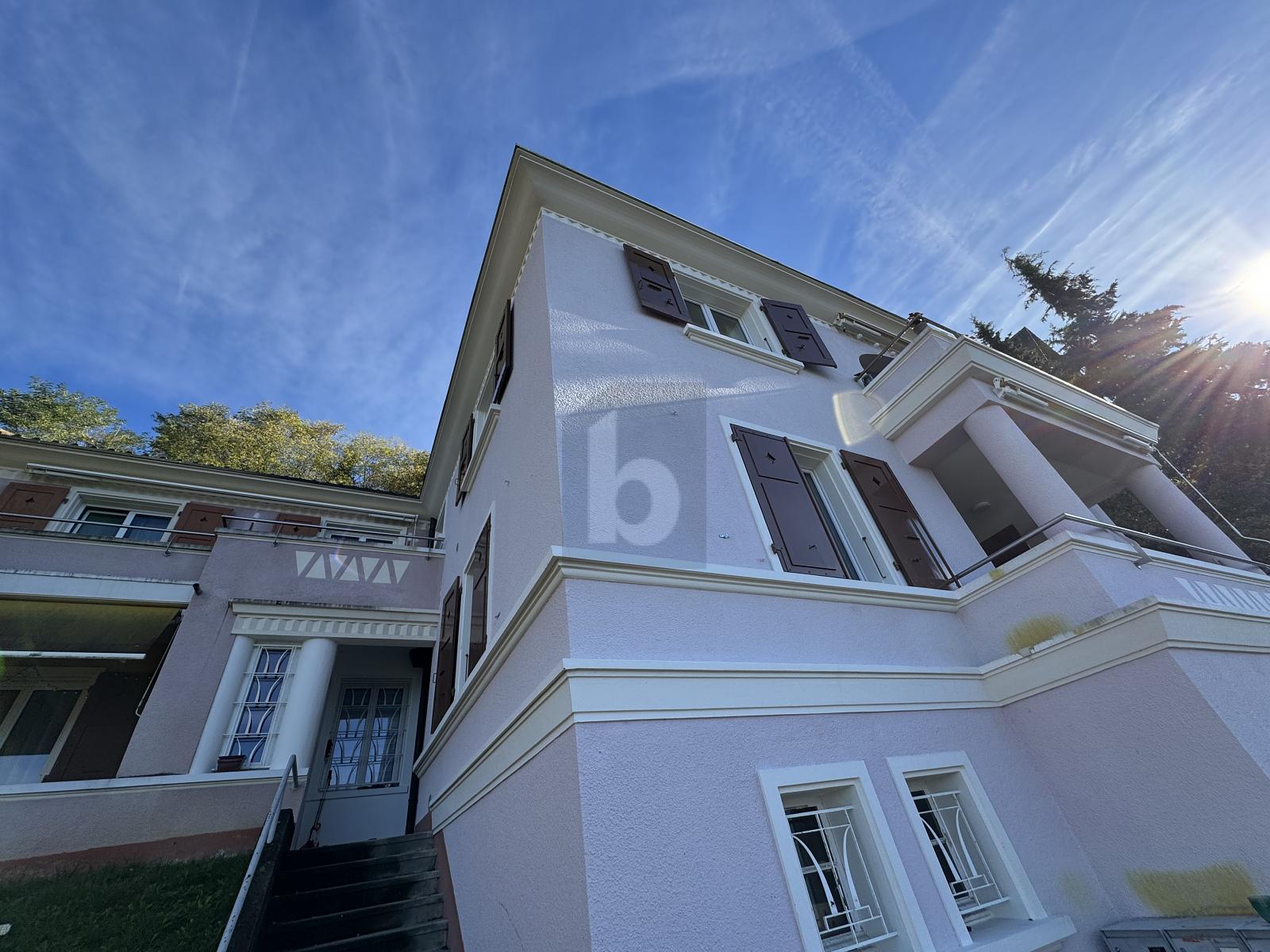 EN ATTIQUE AVEC VUE PANORAMIQUE ET BALCON - 1