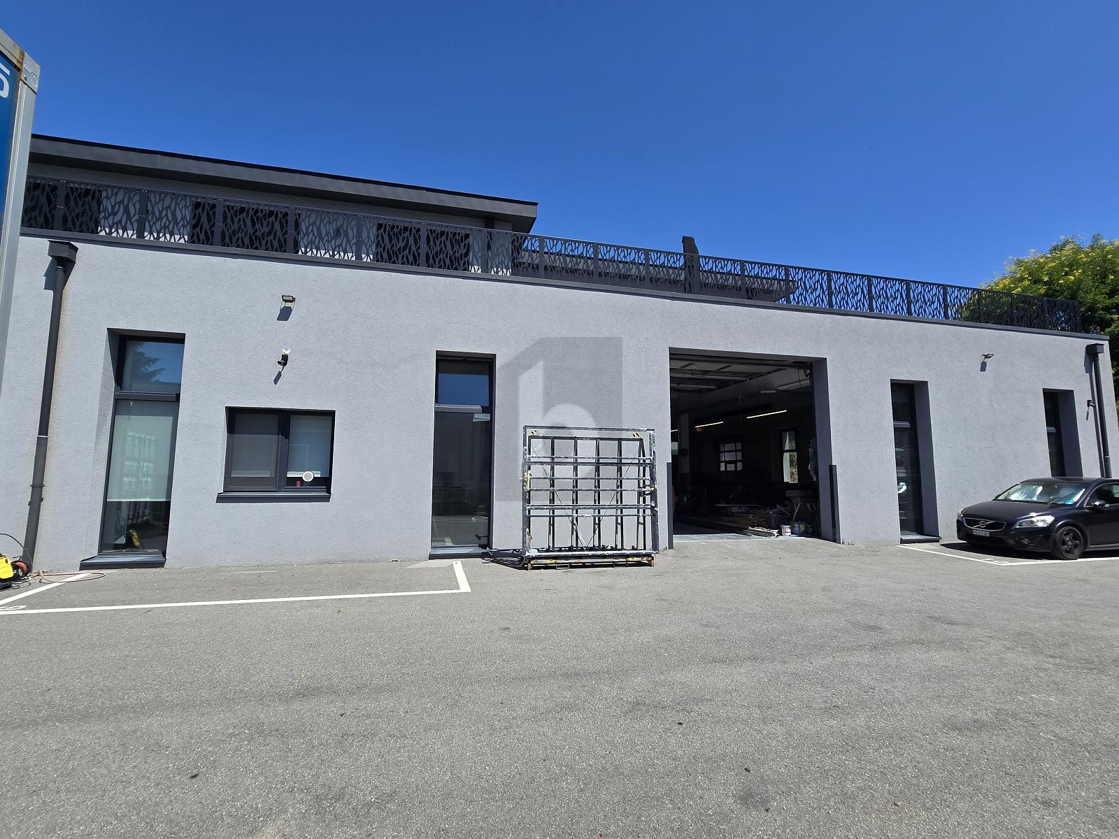 ATELIER - ENTREPÔT - 0