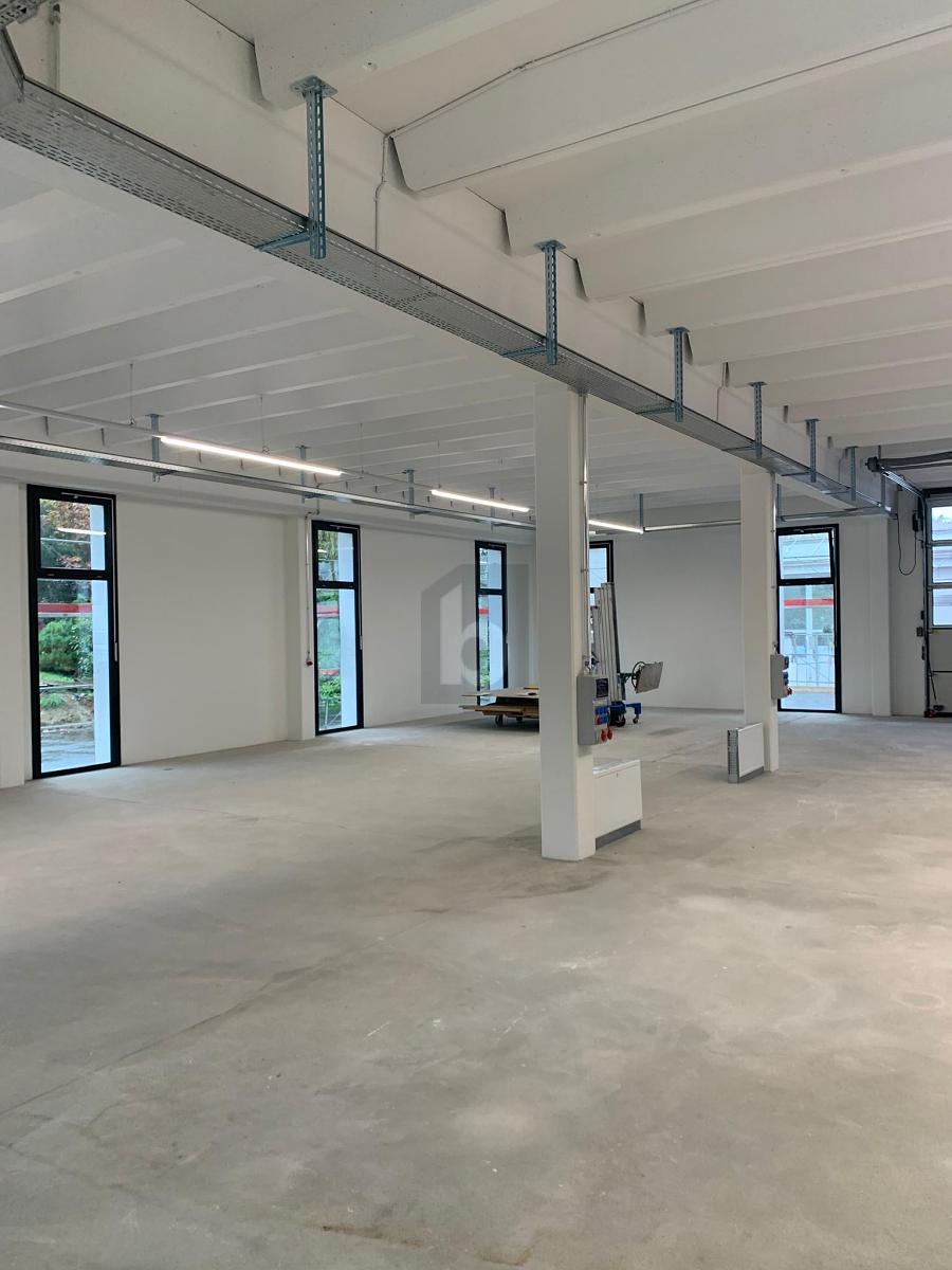 ATELIER - ENTREPÔT - 1