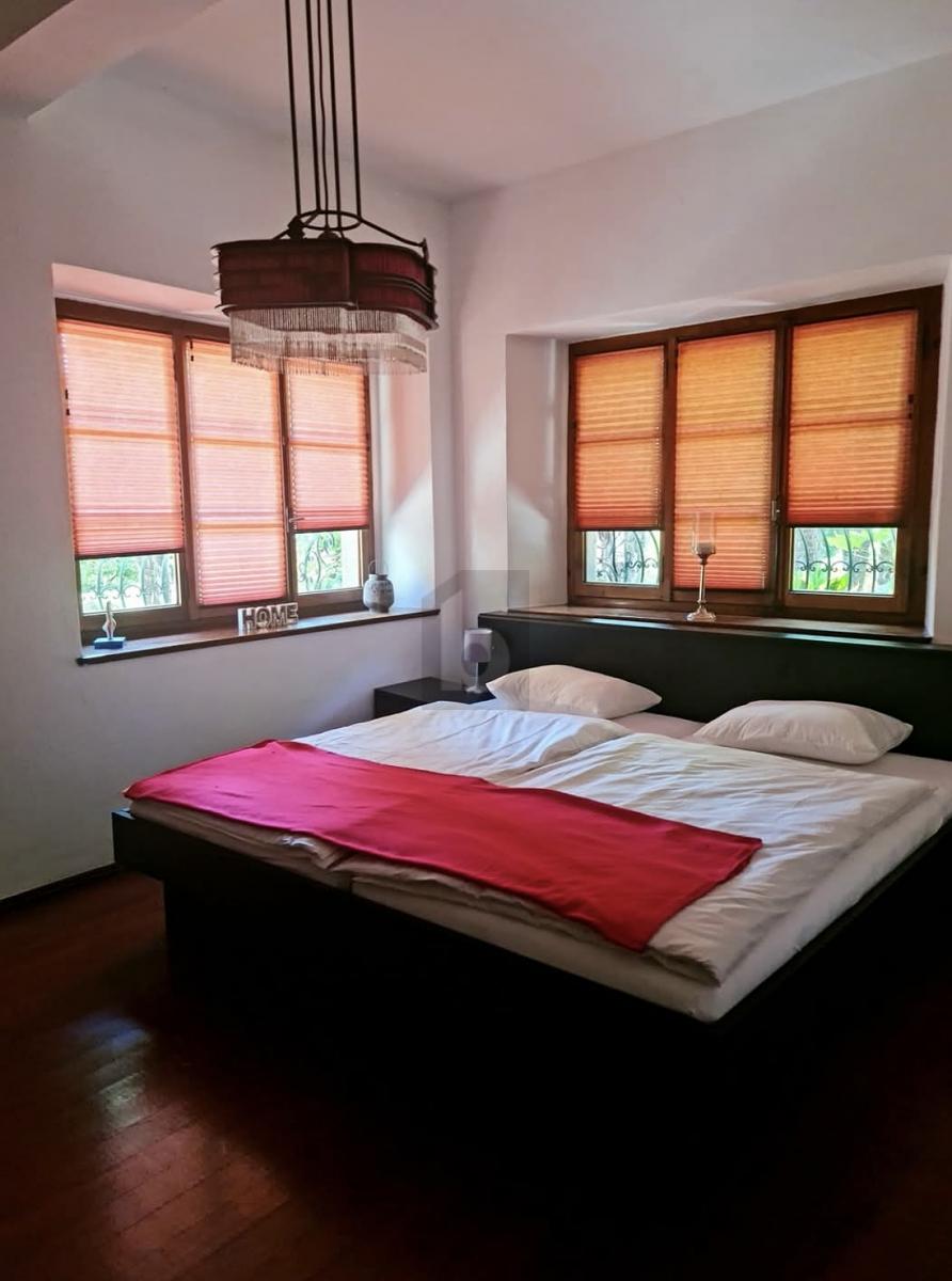 CON PARCO E CAMPO DA TENNIS  PRIVATI - 4