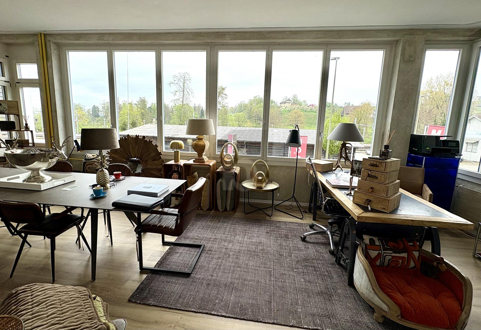 MODERNE FLÄCHEN MIT SEESICHT - 1