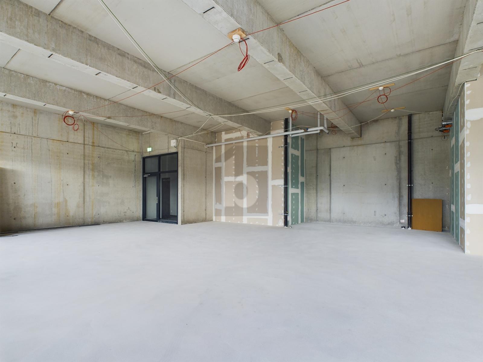 LICHTDURCHFLUTET UND MODERN AN ZENTRALER LAGE - 3