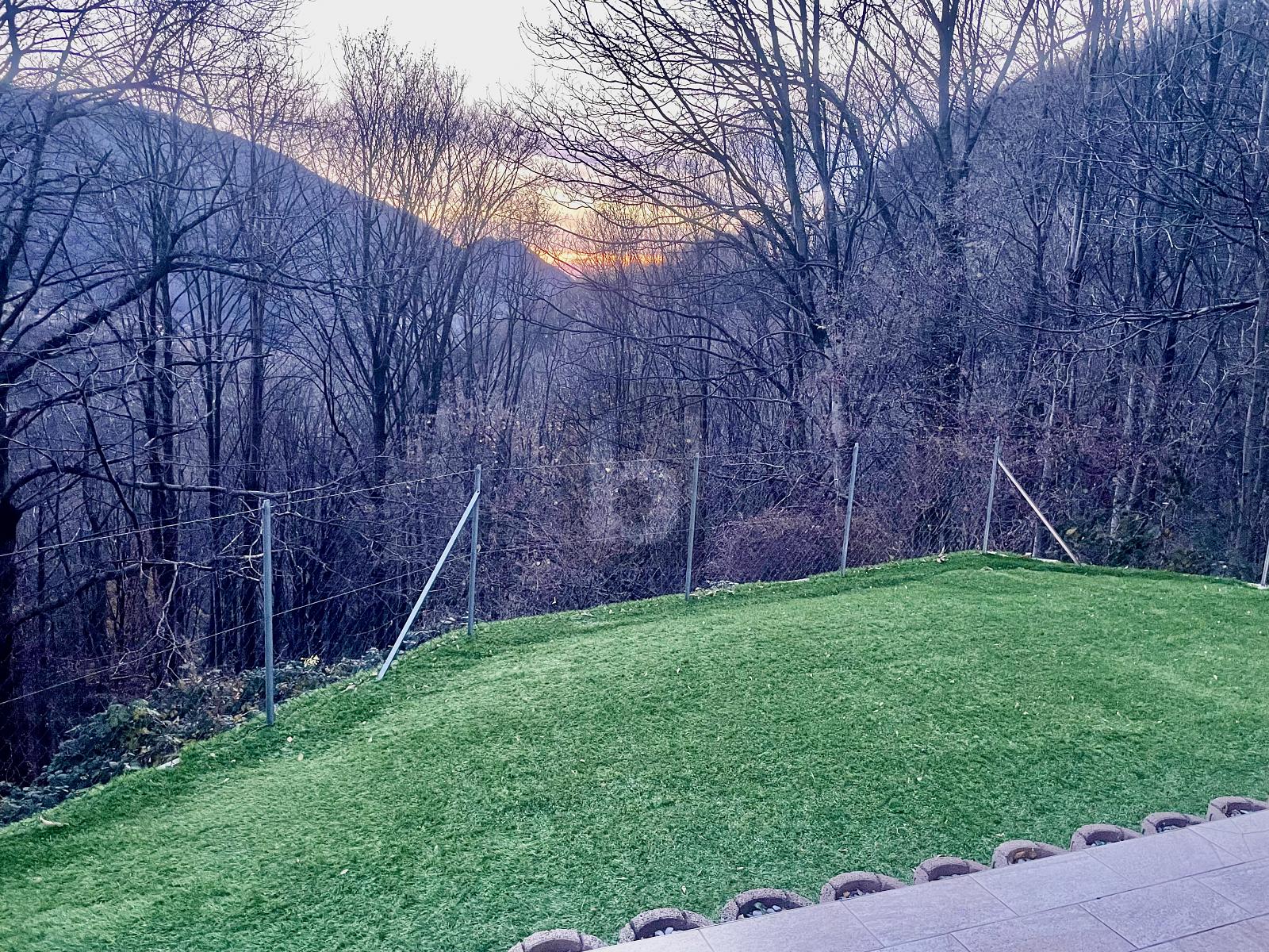 PACE E VISTA SULLA VALLE - 2