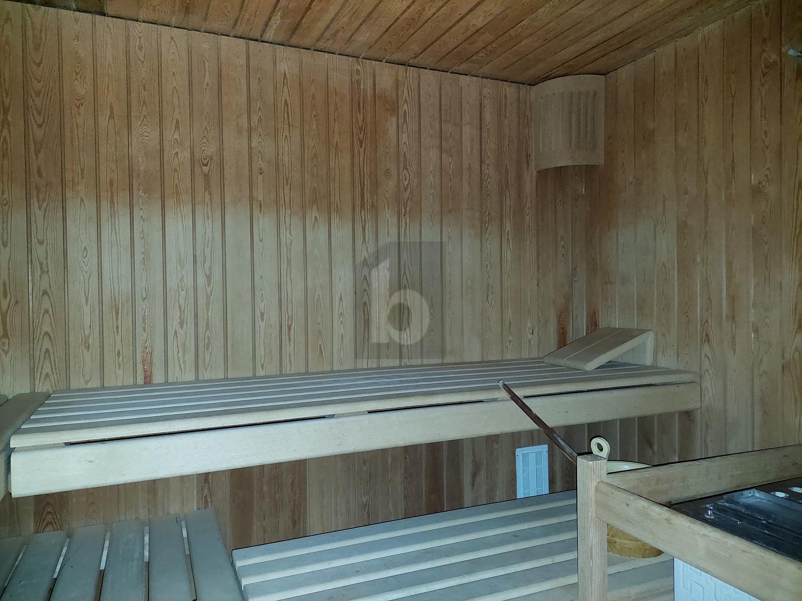 ATTRAKTIVER STANDORT MIT VIEL POTENTIAL ! - 4