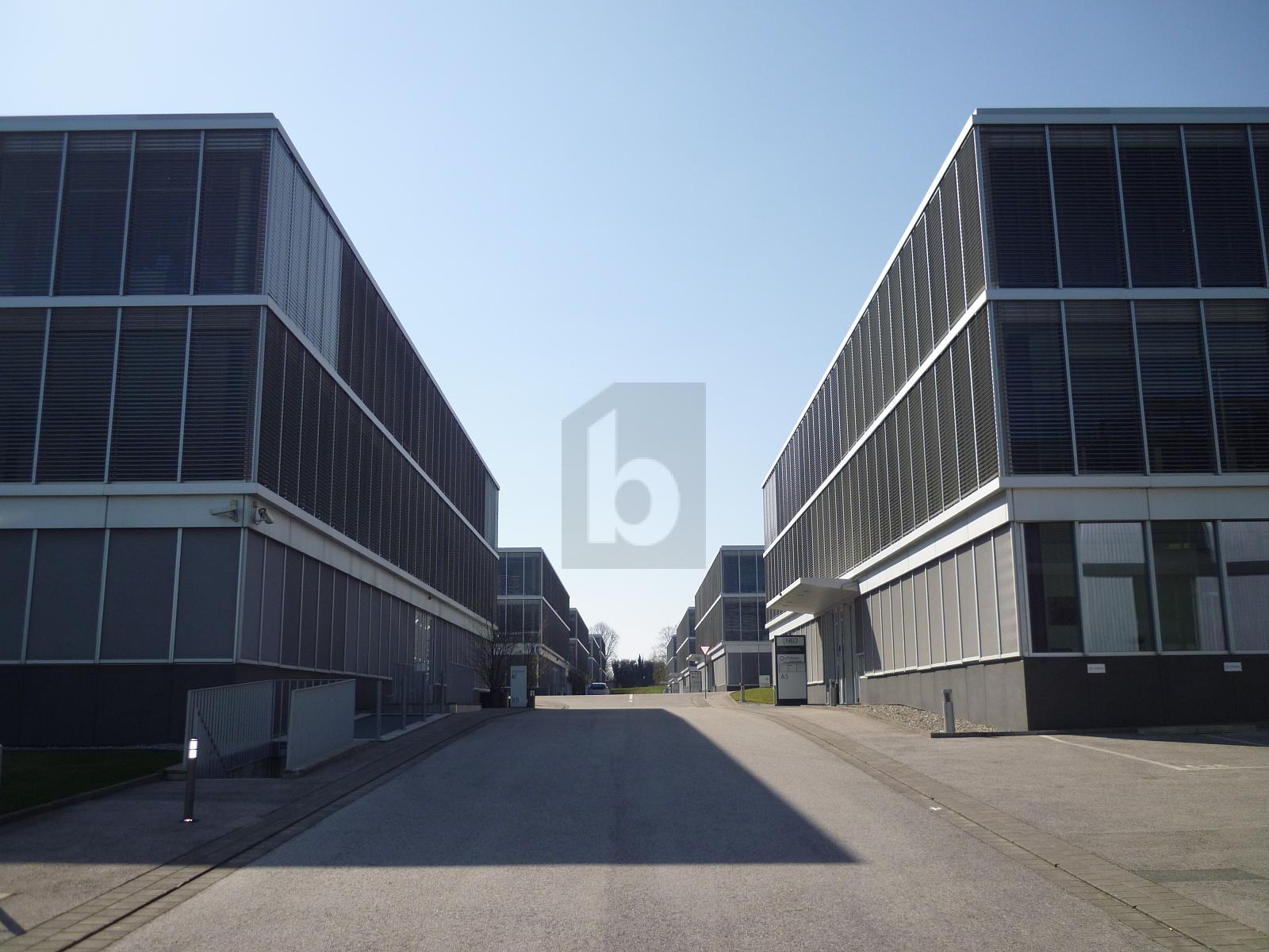 MODERNE AVEC SOLUTION DE SERVICE ADAPTÉ - 4