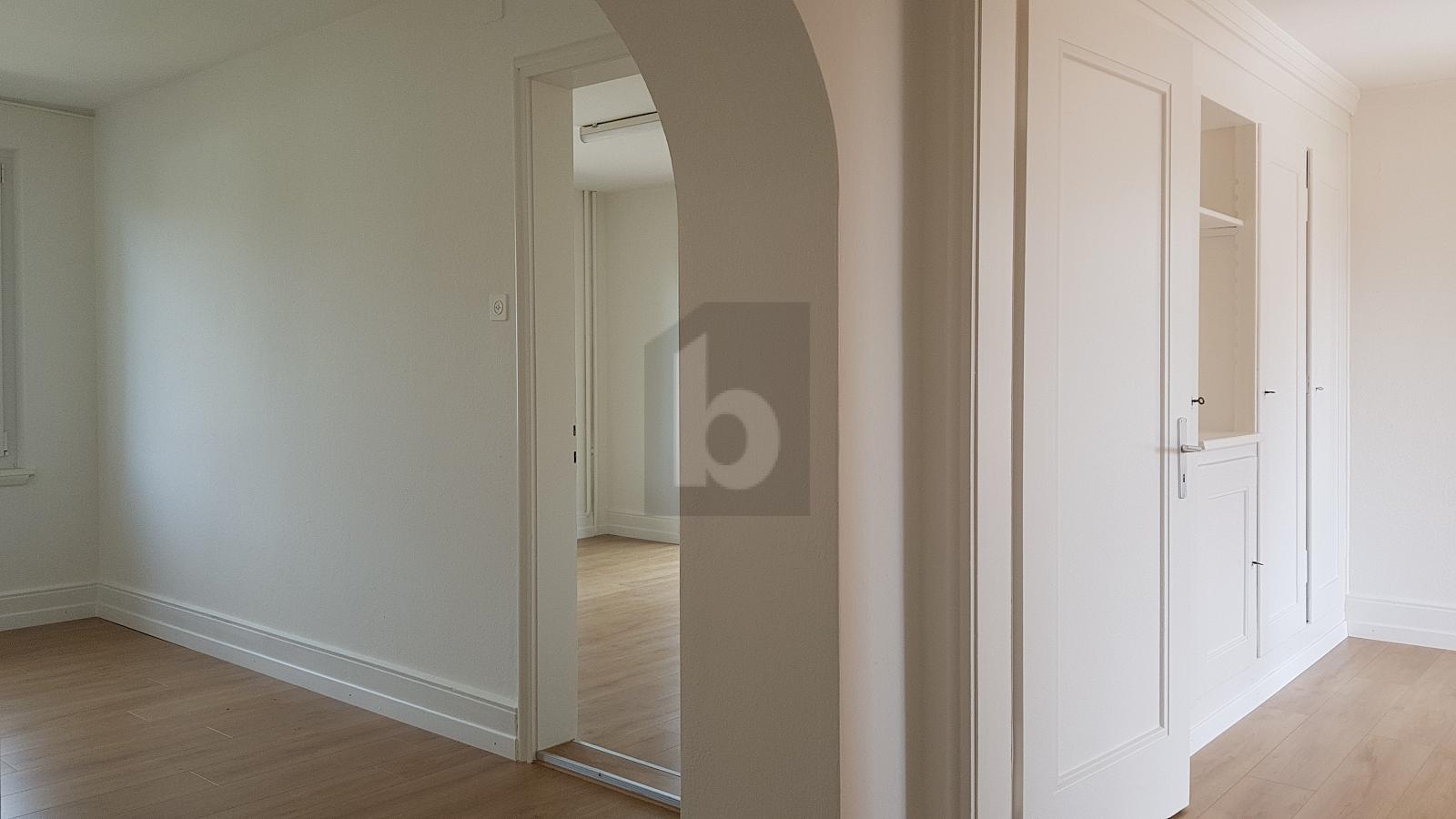 LICHTDURCHFLUTET UND ZENTRAL - 2