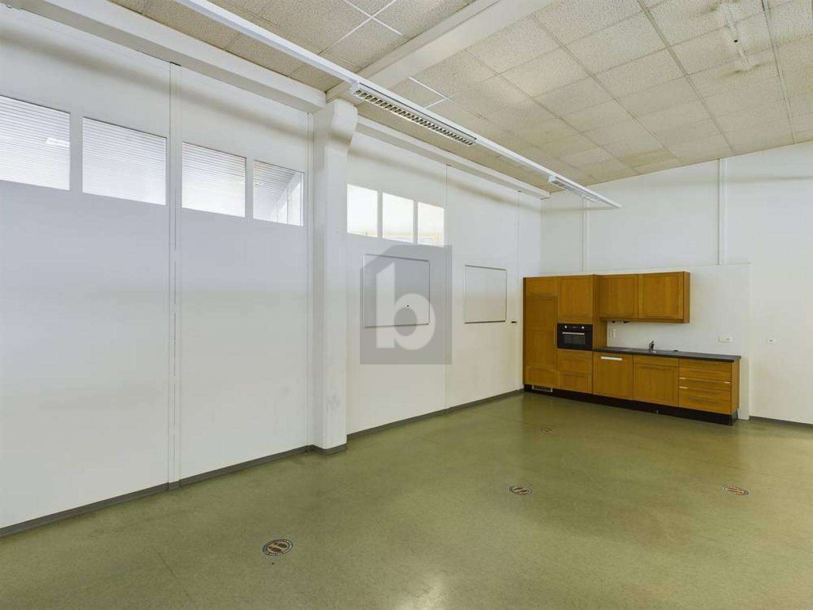 GROSS ZUM ATTRAKTIVEN PREIS - 2