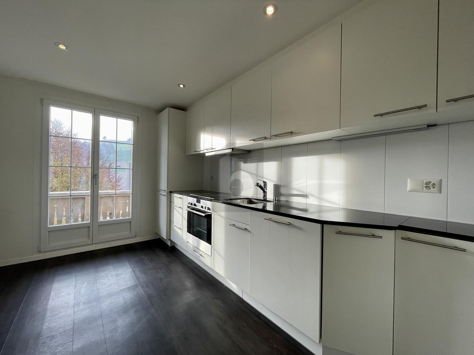 AM BAHNHOF ENTLEBUCH MIT STARKER RENDITE - 1