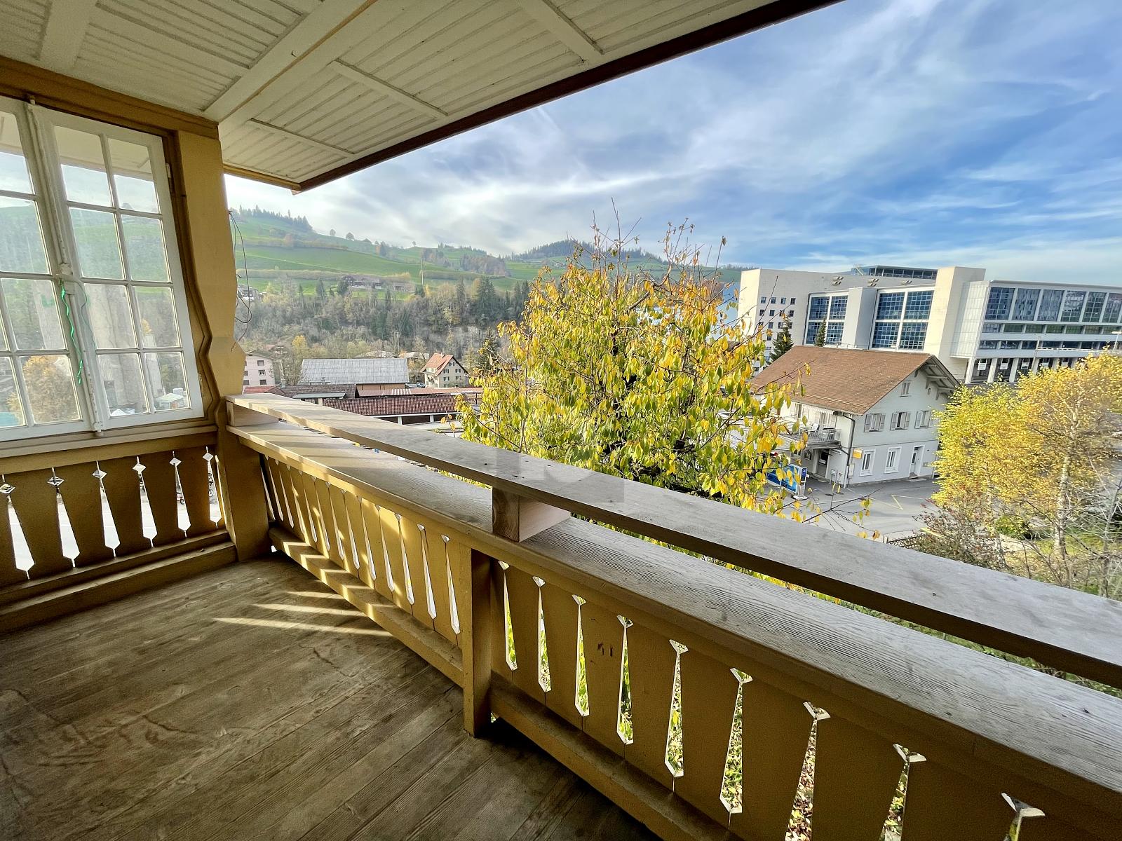 AM BAHNHOF ENTLEBUCH MIT STARKER RENDITE - 4