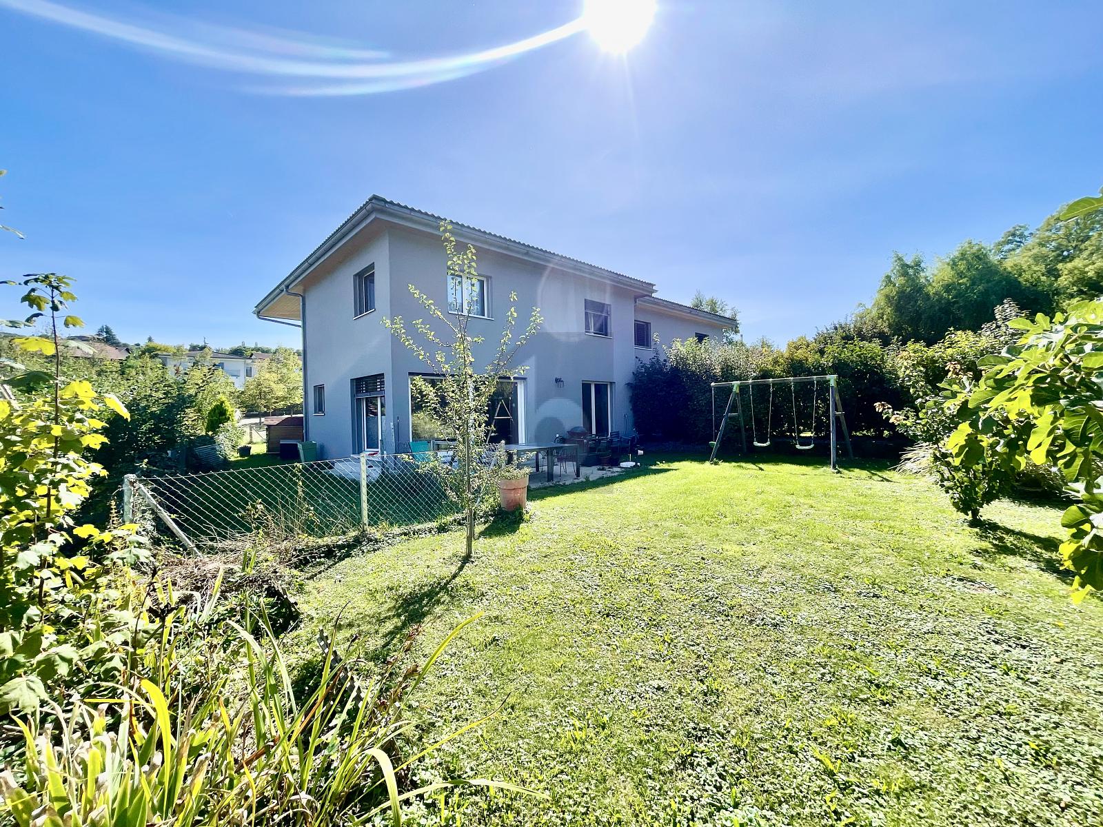 SPLENDIDE SPACIEUSE AVEC STUDIO INDÉPENDANT - 0