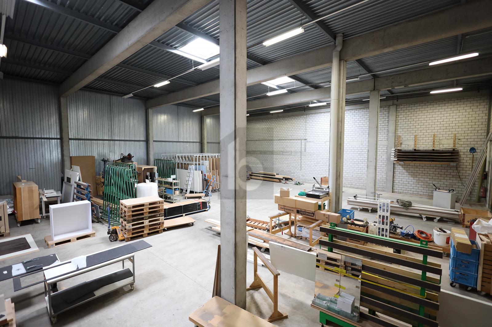 HOCHREGALLAGER 6.5 METER INNENHÖHE - 1