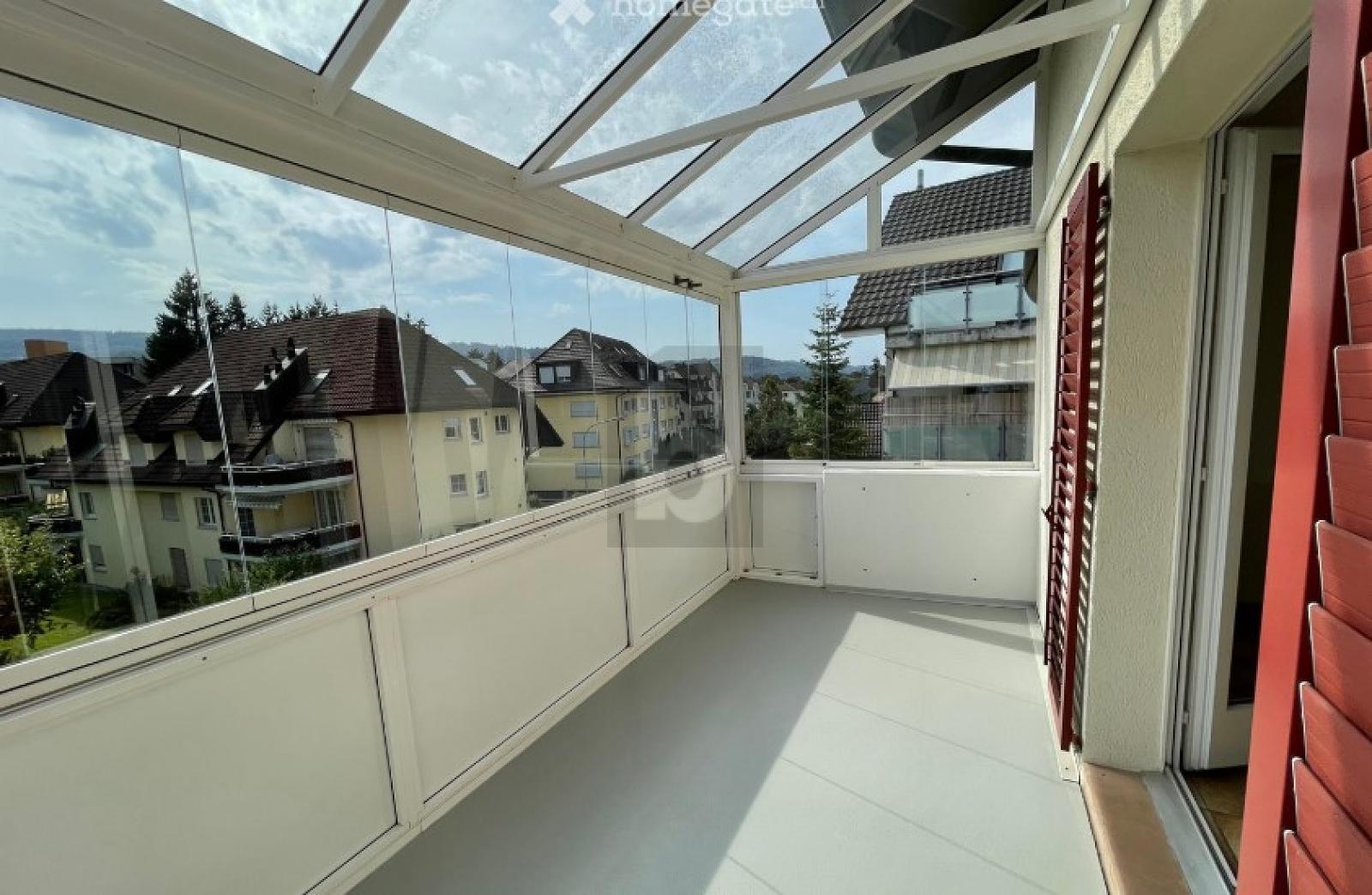 SEHR GROSSZÜGIGER GRUNDRISS MIT ZWEI BALKONEN - 1