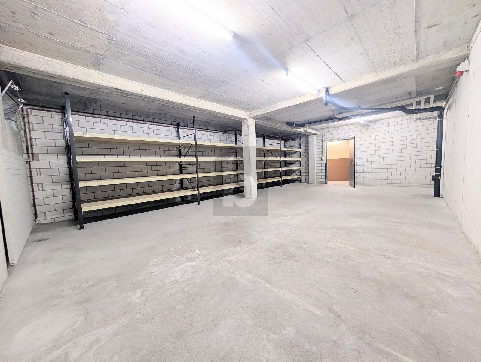 VIELSEITIG EINSETZBAR, INKLUSIVE NEBENKOSTEN - 2