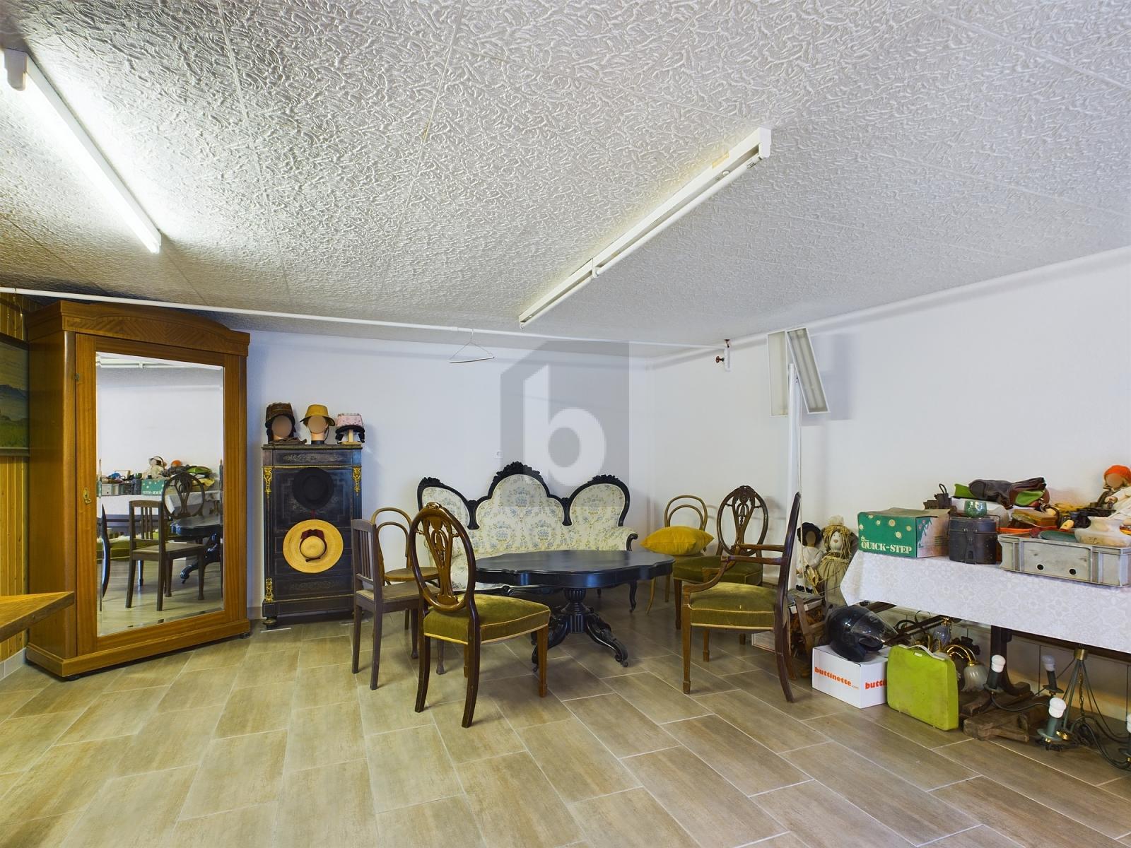 GROSSZÜGIG AN GUTER LAGE - 2