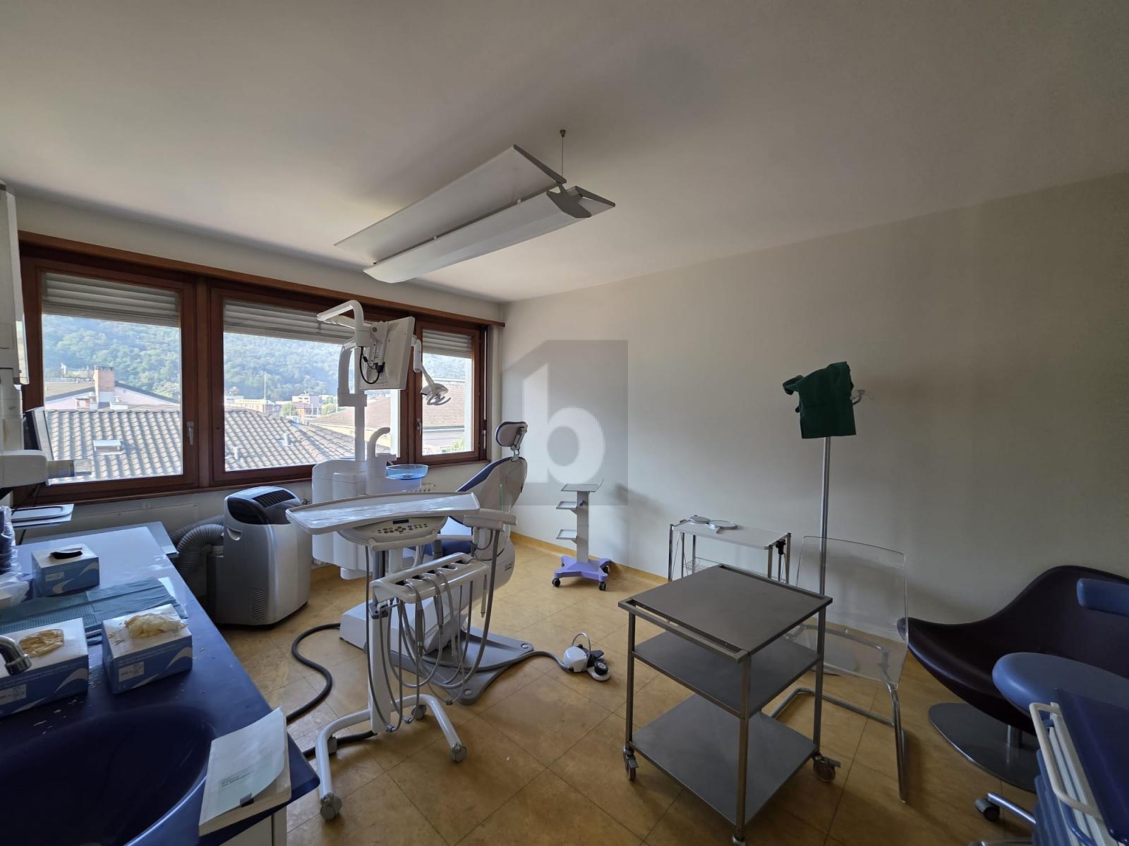 SPAZIOSO E SOLEGGIATO IN POSIZIONE CENTRALE - 4