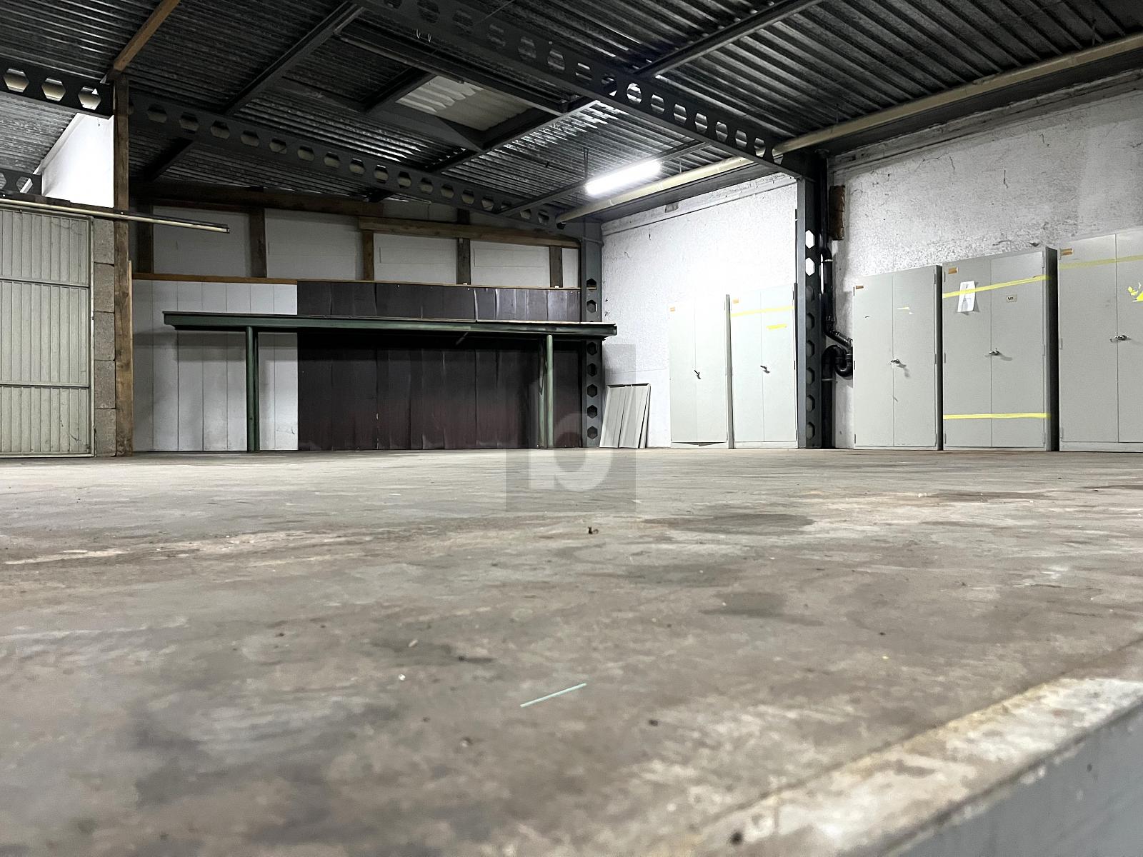 AUTOWERKSTATT ZU VERMIETEN - 3