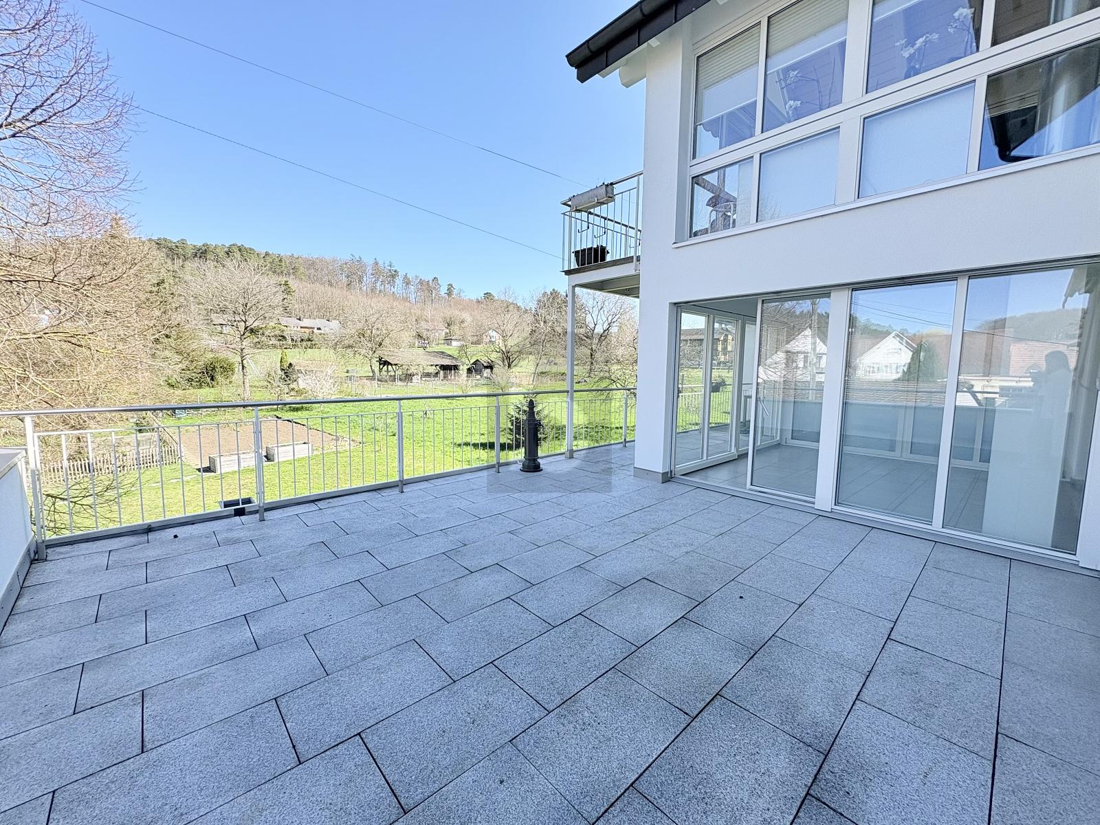 MIT WINTERGARTEN UND TERRASSE - 0