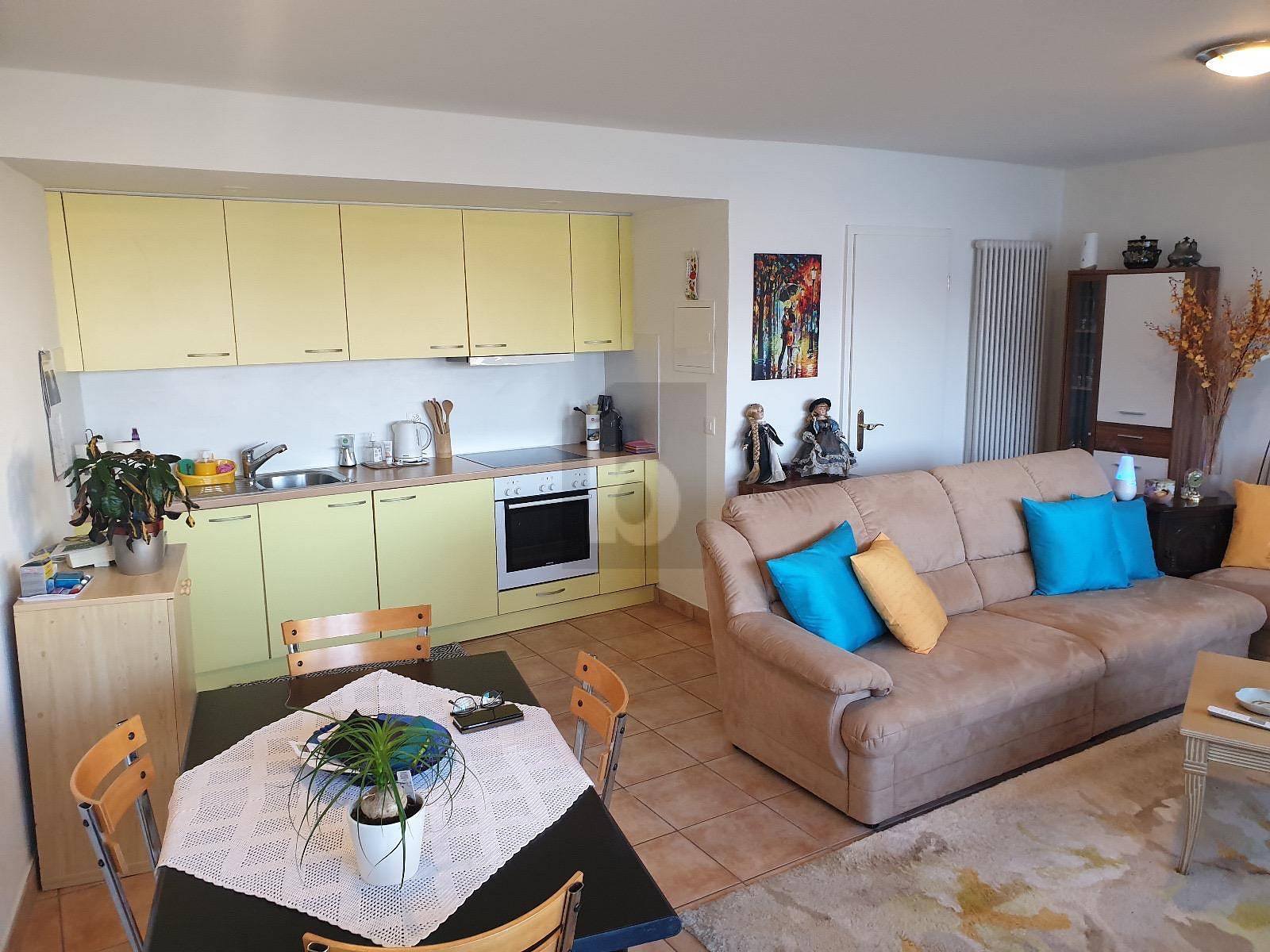 MODERNA E SOLEGGIATA CON MERAVIGLIOSA VISTA LAGO - 3