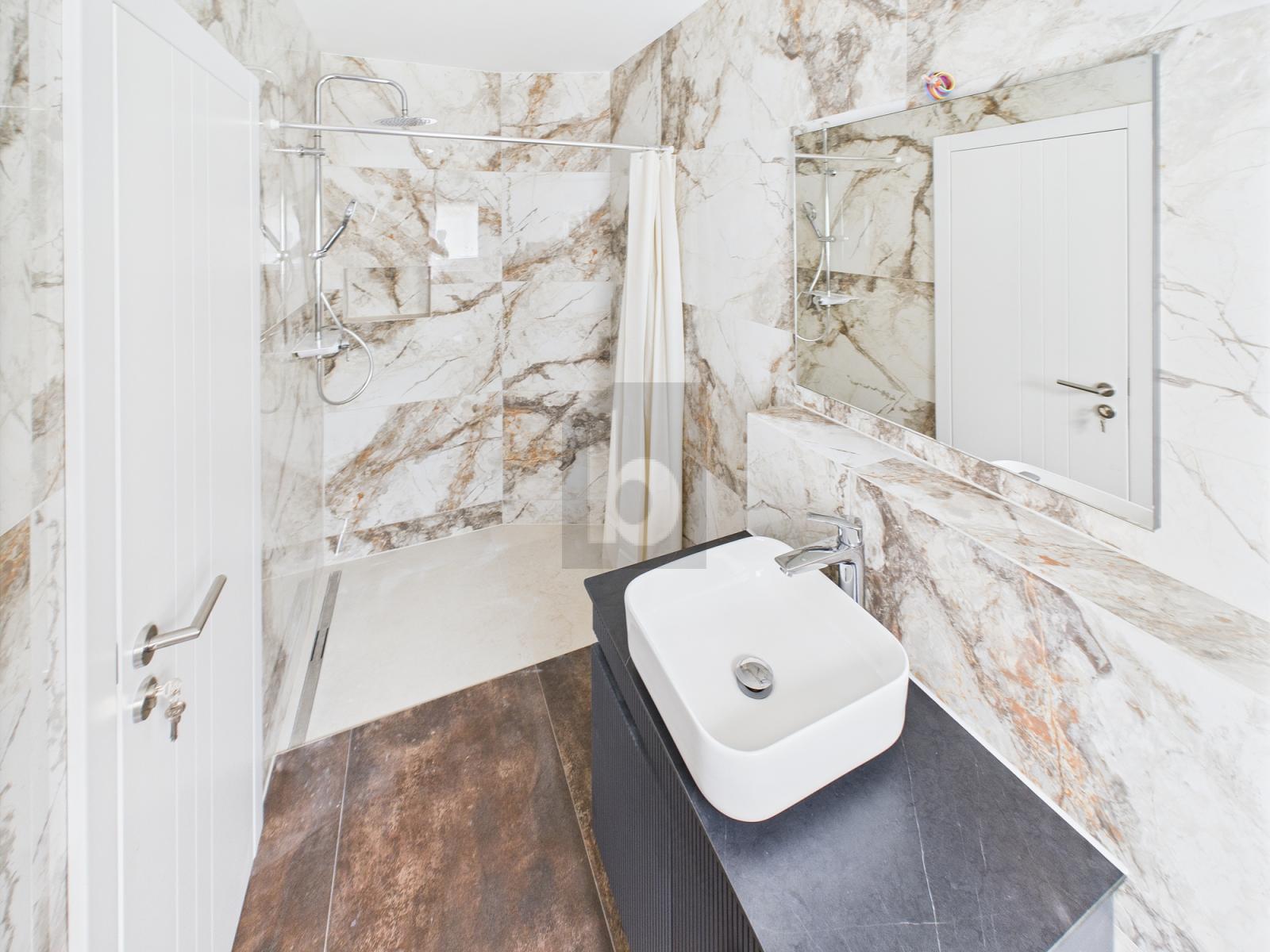 ERSTBEZUG - MODERN UND GEMÜTLICH MIT GARTEN - 2