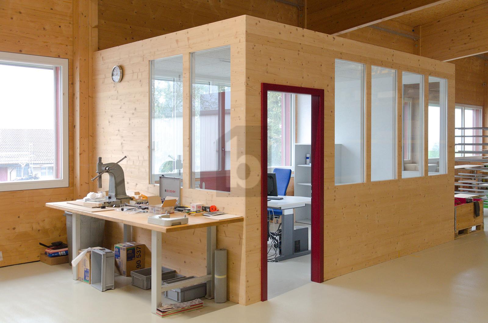 PRODUKTIONSFLÄCHE MIT 6 METER INNENHÖHE - 2