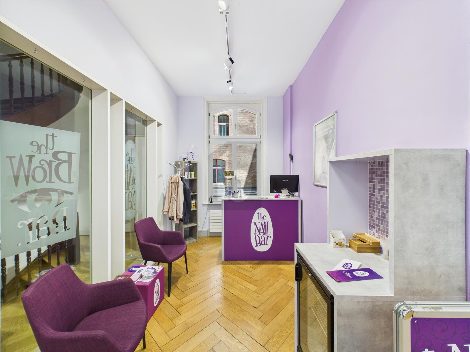 STARK FREQUENTIERT AN TOP LAGE - 2