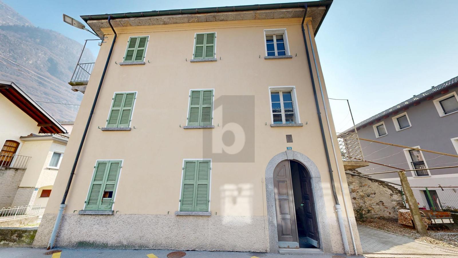 SPAZIOSA E SOLEGGIATA IN POSIZIONE CENTRALE - 1