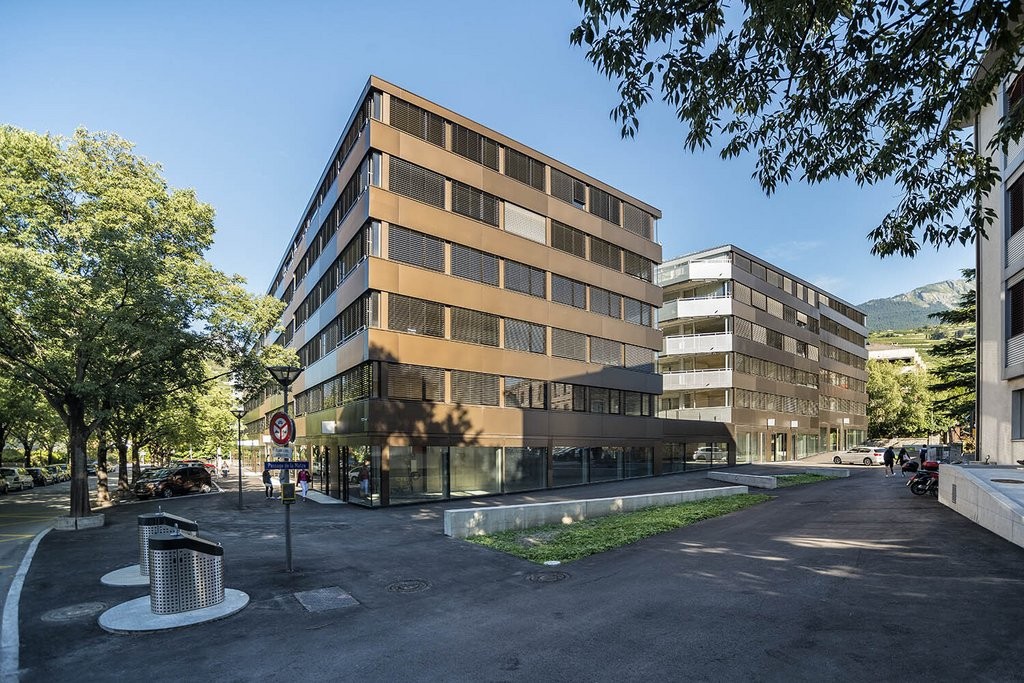 Place de parc intérieure au Centre-Ville de Sion - 0