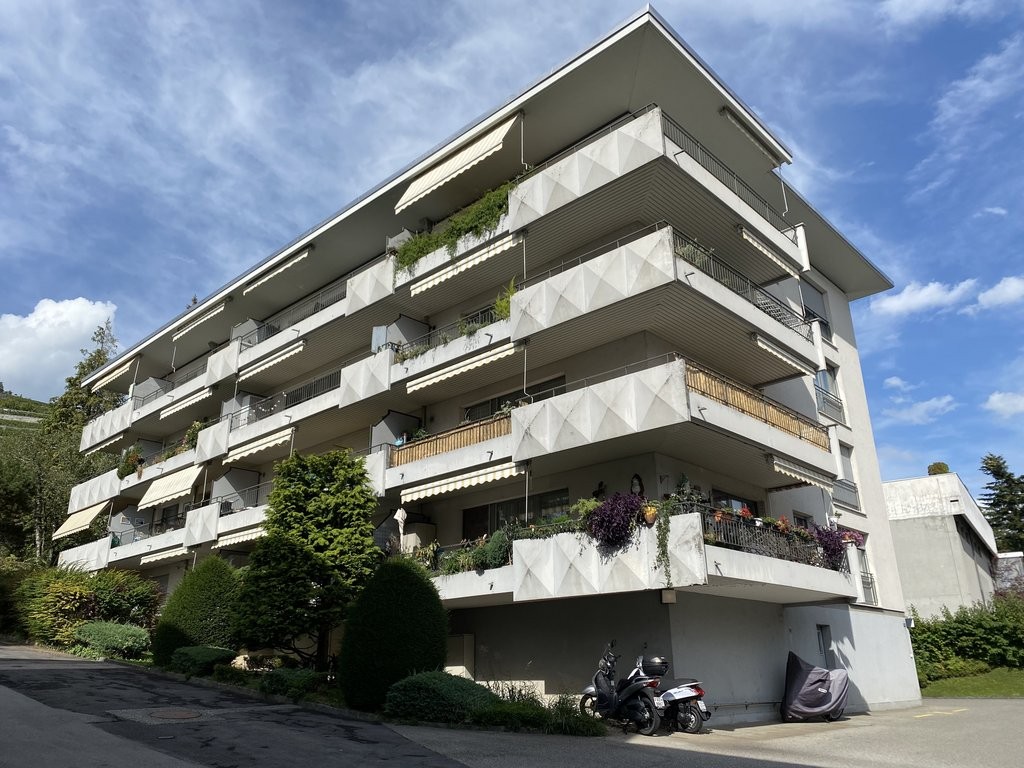 Place de parc à louer de suite - 0