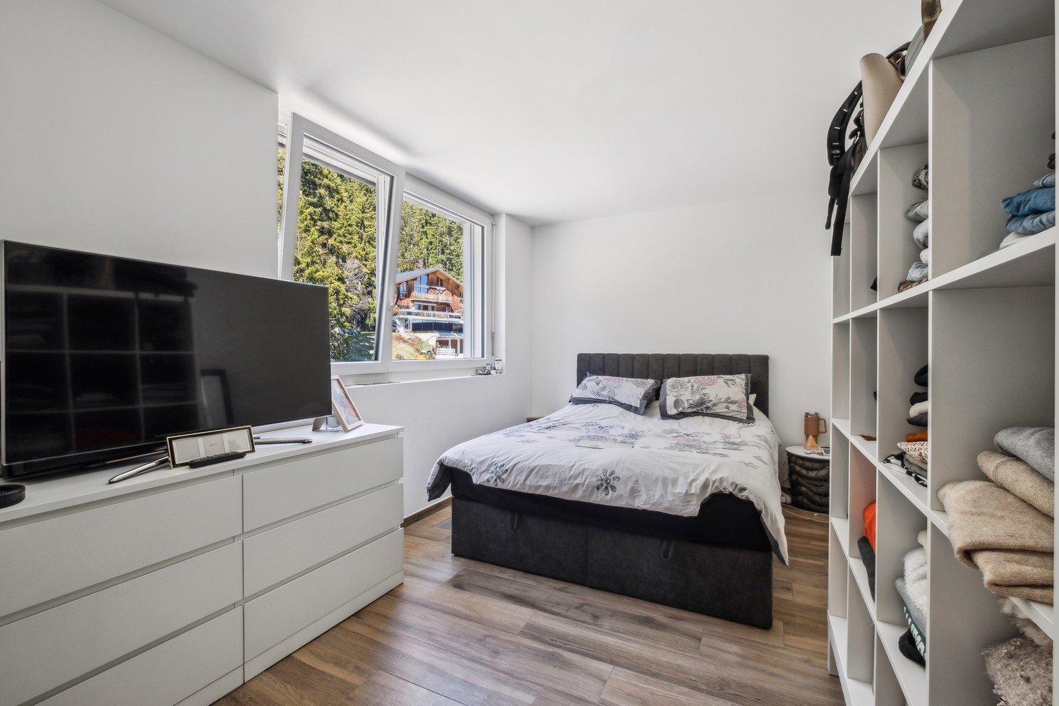 Découvrez en exclusivité ce magnifique appartement en vente à Crans-Montana ! - 6