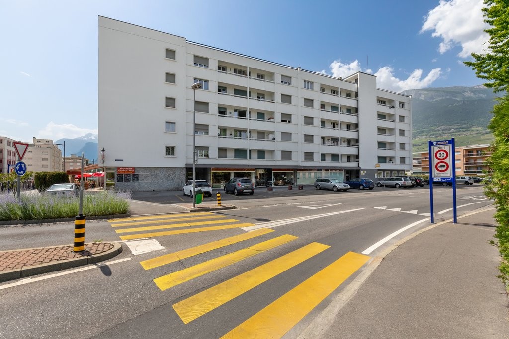 Place de parc extérieure à Conthey ! - 0