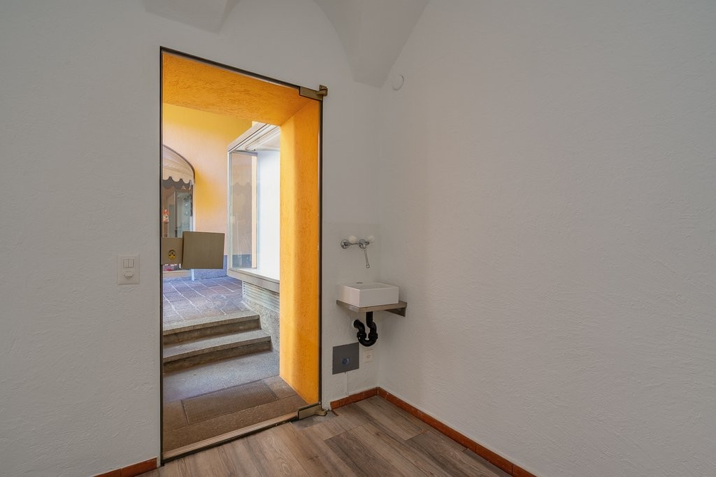 Affittasi locale commerciale nel cuore di Ascona - 8