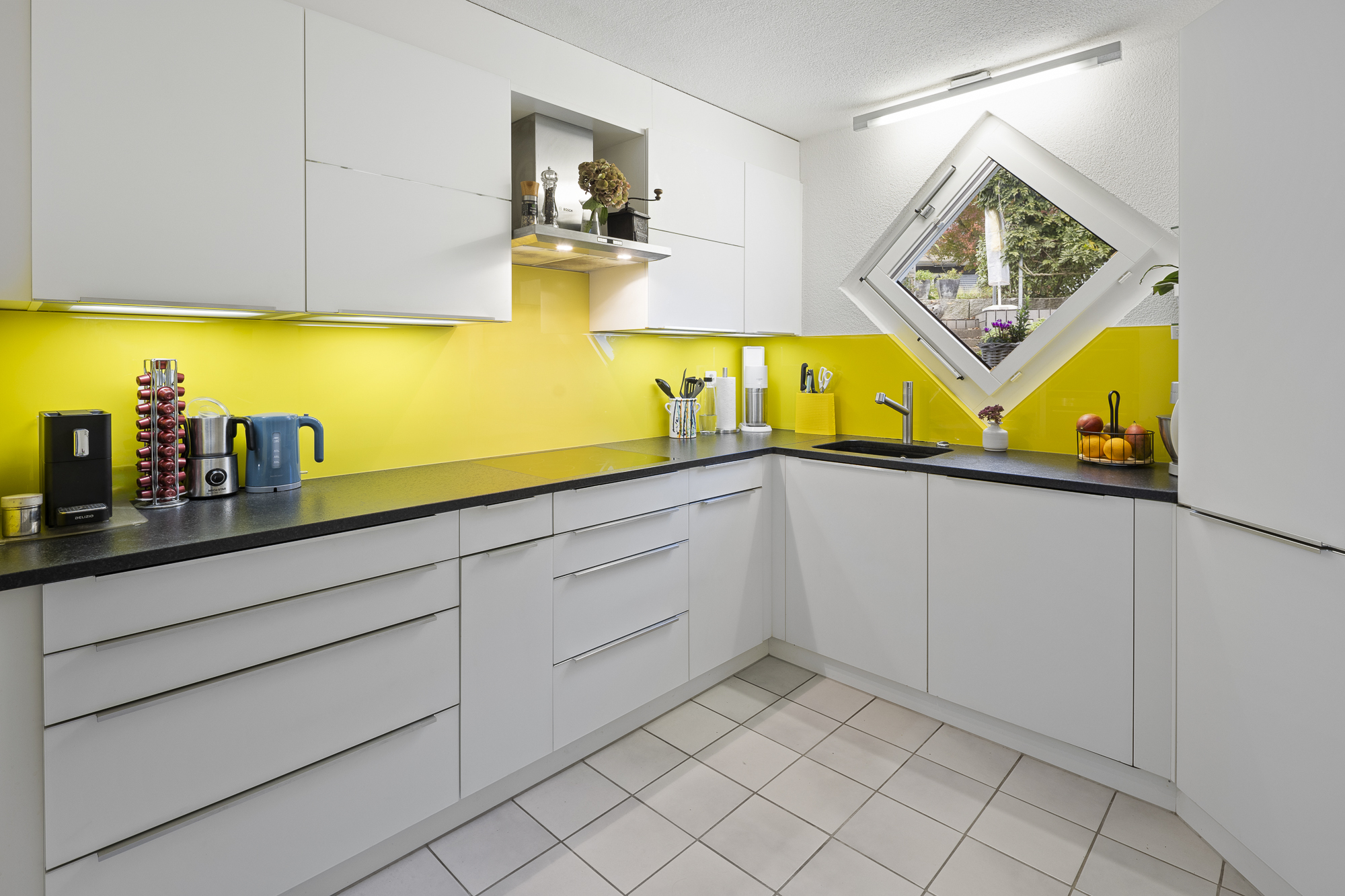 Gepflegte Wohnoase mit schönem Garten vielen Extras - 3