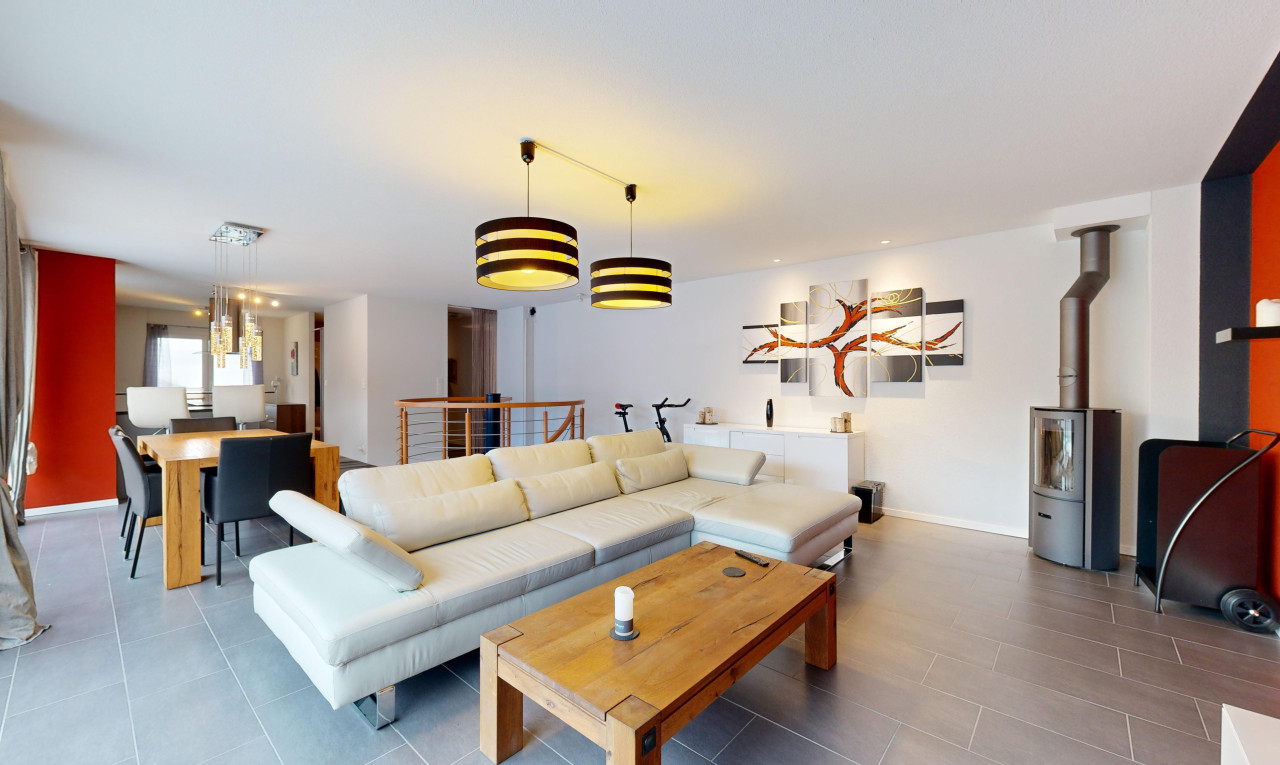 Exklusives Duplex mit renovierter Terrasse in Geneveys-sur-Coffrane - 2