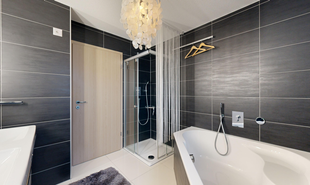 Exklusives Duplex mit renovierter Terrasse in Geneveys-sur-Coffrane - 10