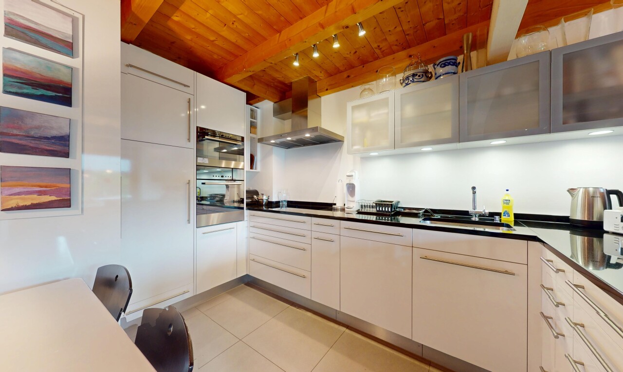 Grosszügiges Reihen-Einfamilienhaus mit wunderschönem Garten - 3