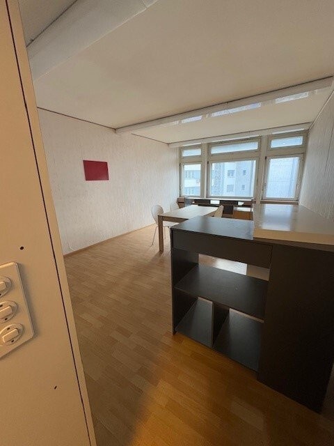 Surface à louer en plein centre-ville ! - 3