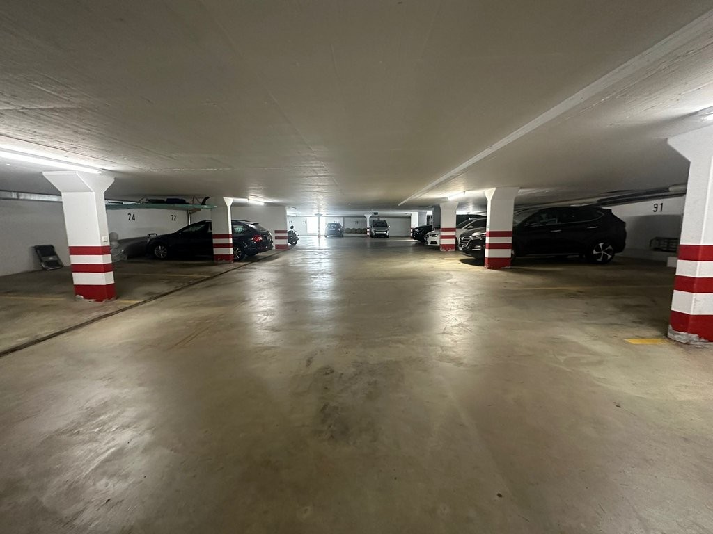 Einstellplätze zu vermieten! - 1