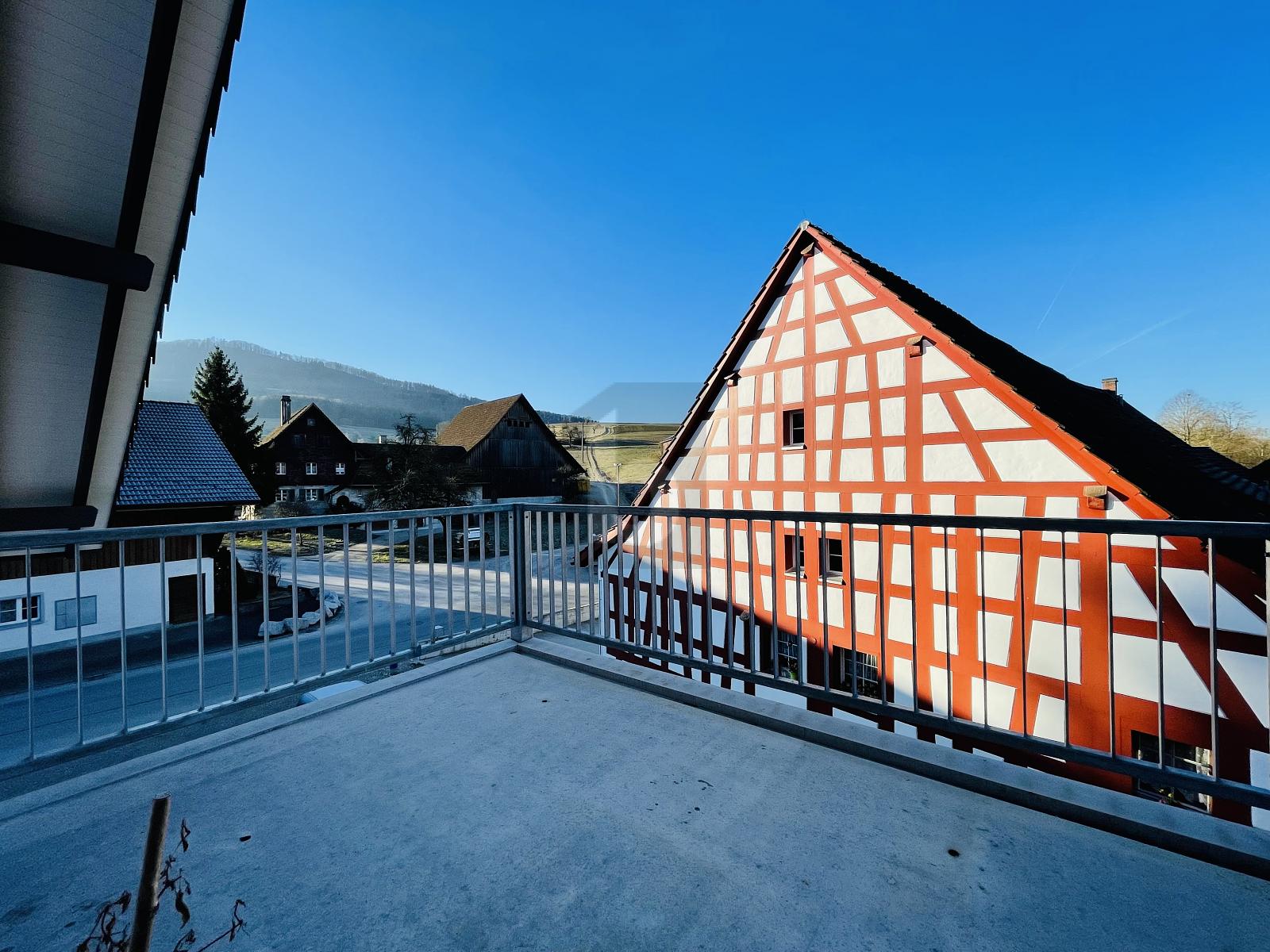 VIEL PLATZ, HELL UND NATURNAH - 4