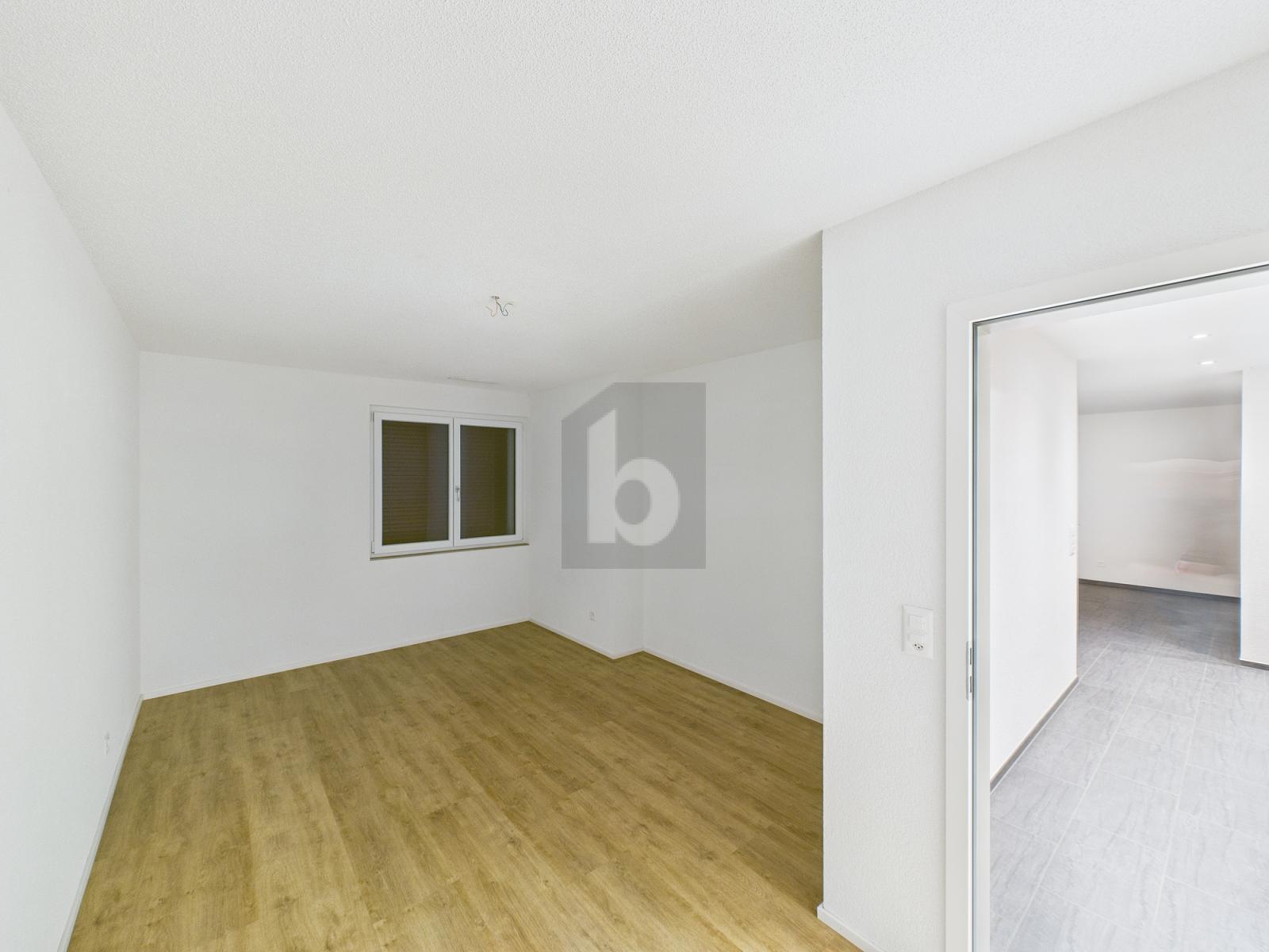 MODERN MIT LIFT UND BALKON IM MINERGIE-STANDARD - 2