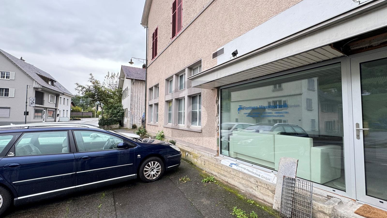 REPRÄSENTATIVE GEWERBEFLÄCHE MIT LAGER - 2