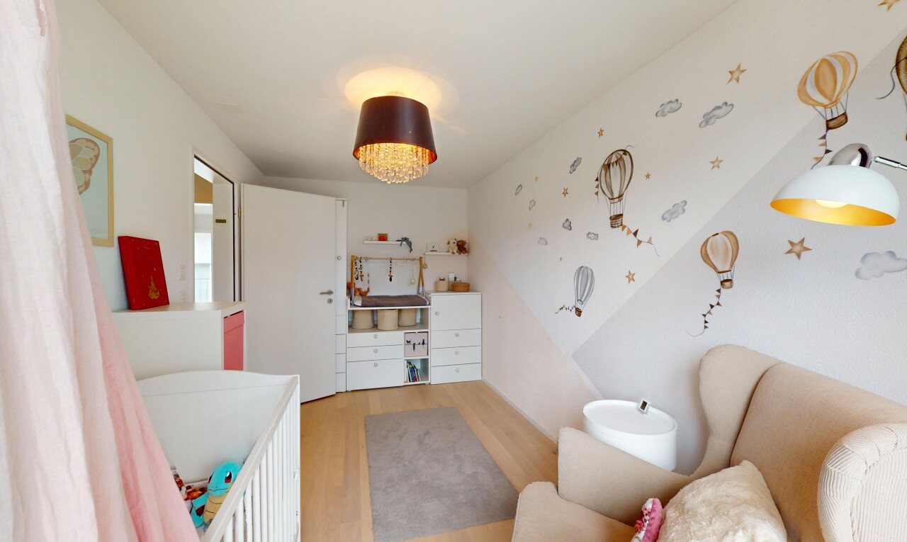 Modernes 5.5-Zimmer Reiheneckhaus mit drei Einstellplätzen - 8