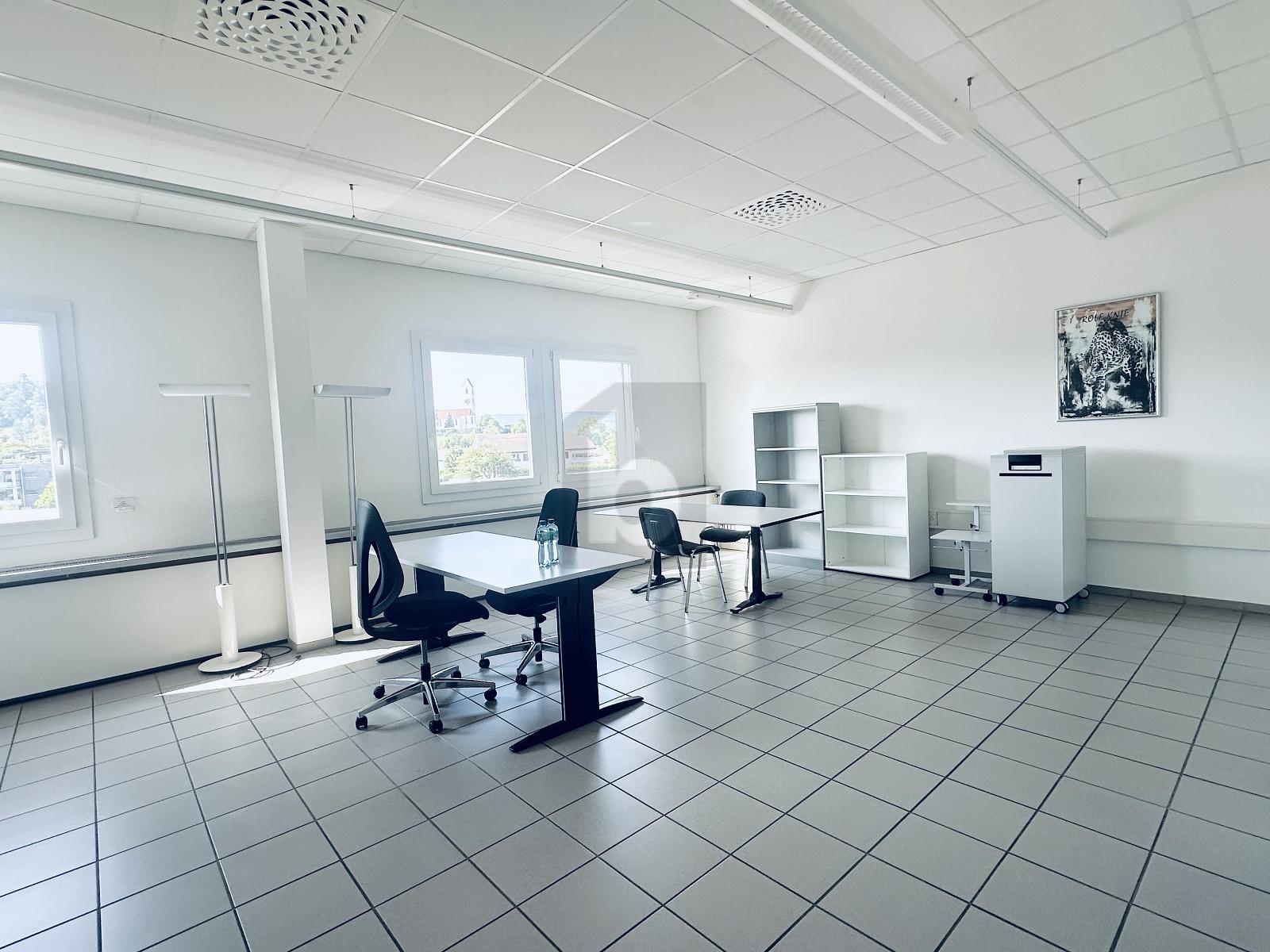 MODERN, HELL UND TOP LAGE - 2