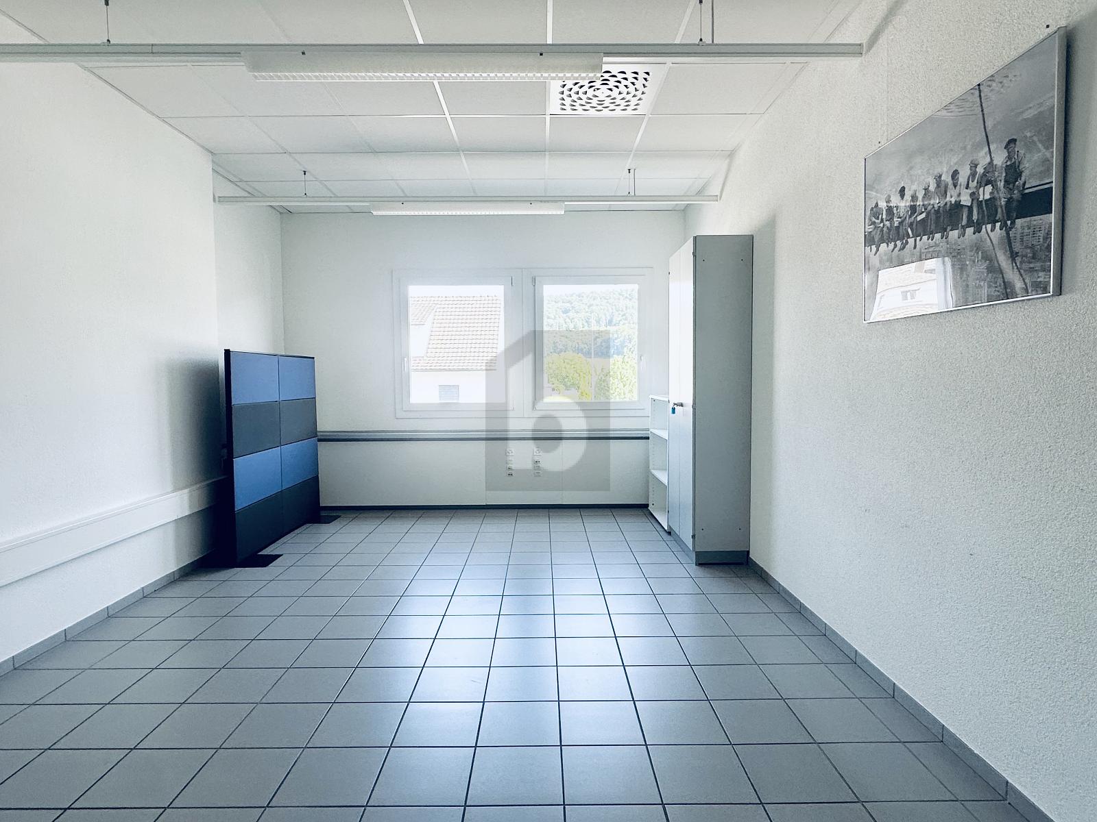 MODERN, HELL UND TOP LAGE - 3