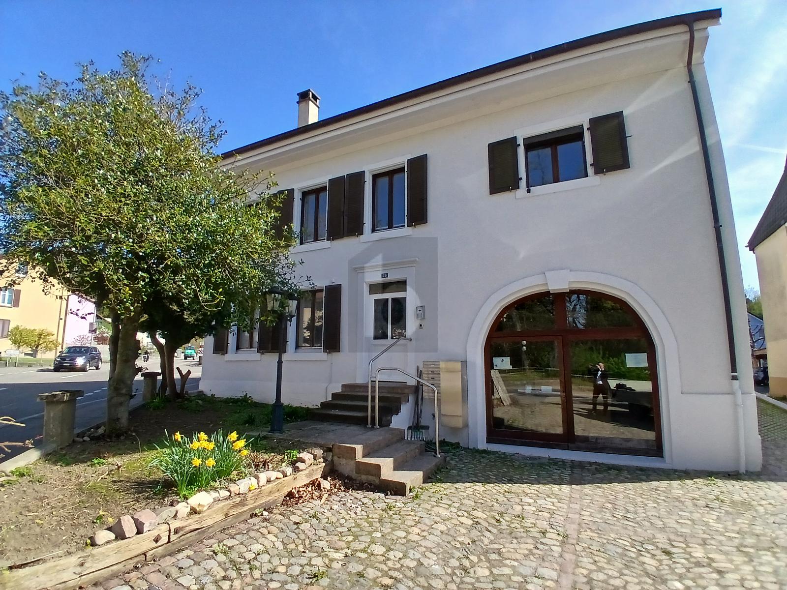 FRISCH SANIERT MIT GROSSEM BALKON - 0