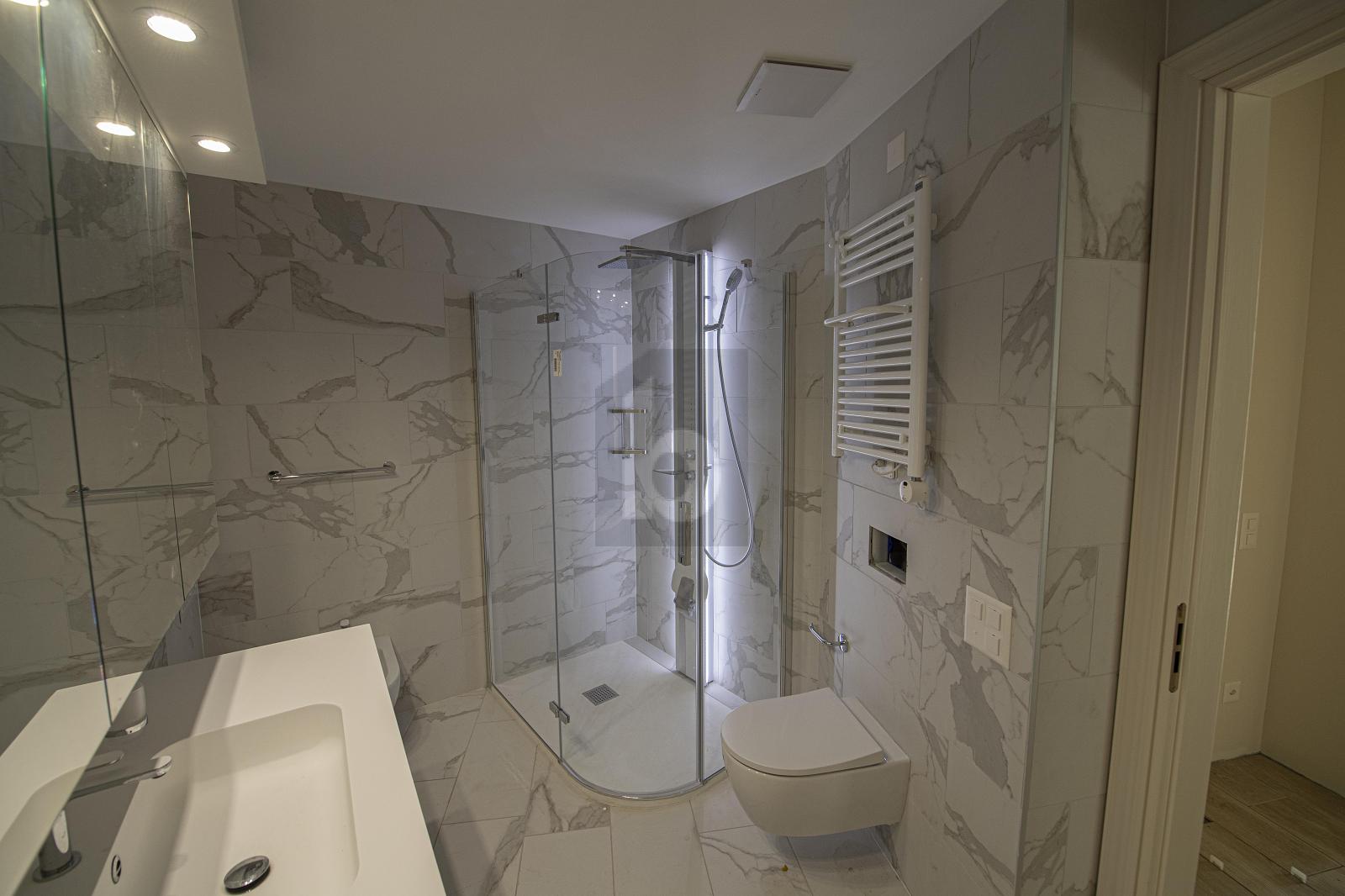 MERAVIGLIOSO ATTICO VISTA LAGO - 4