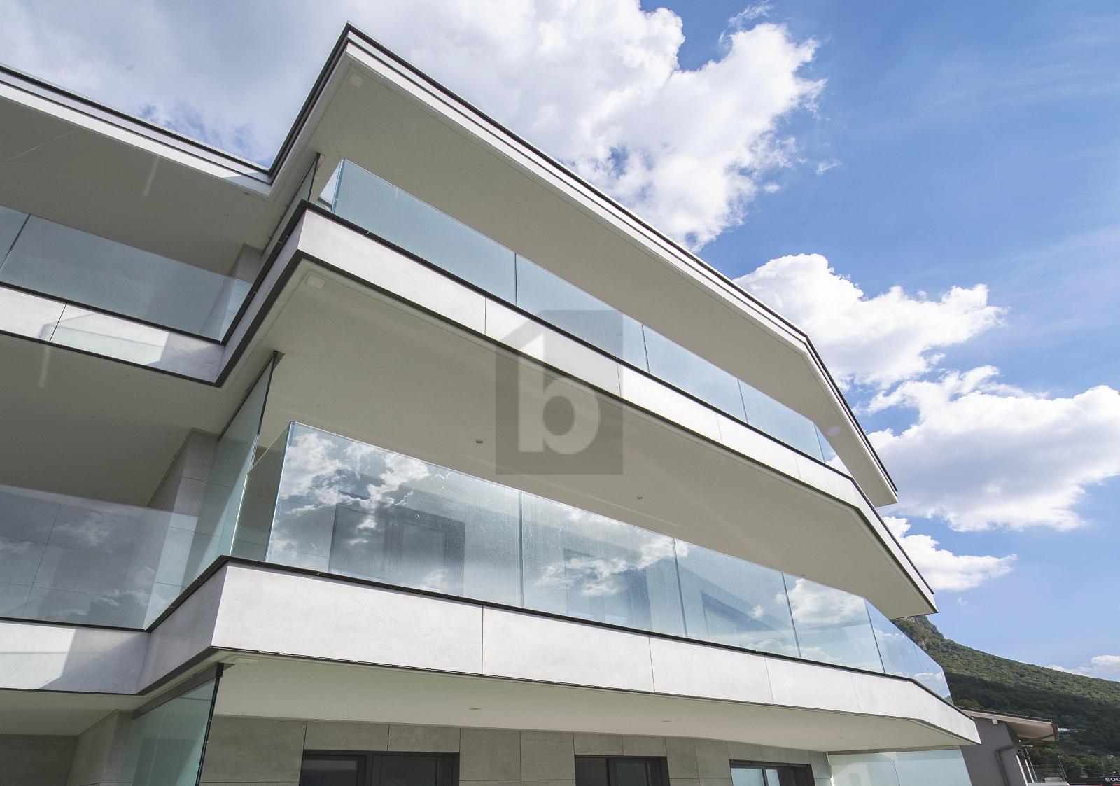 MODERNO CON VISTA LAGO - 0