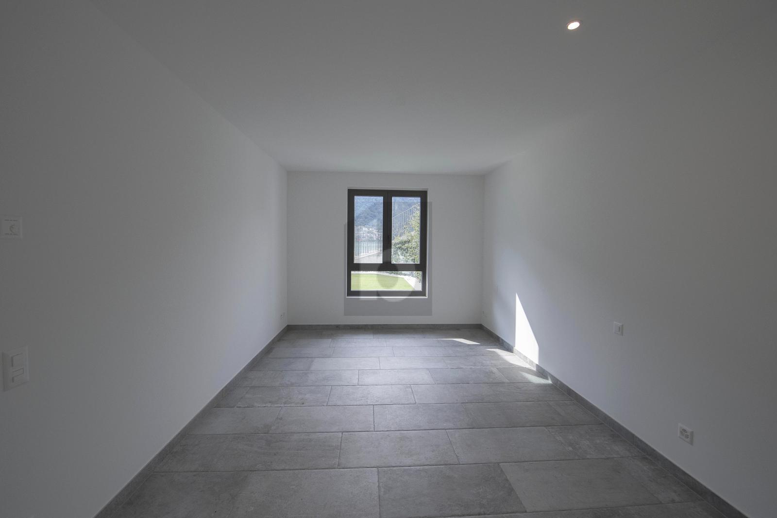 MODERNO CON VISTA LAGO - 3